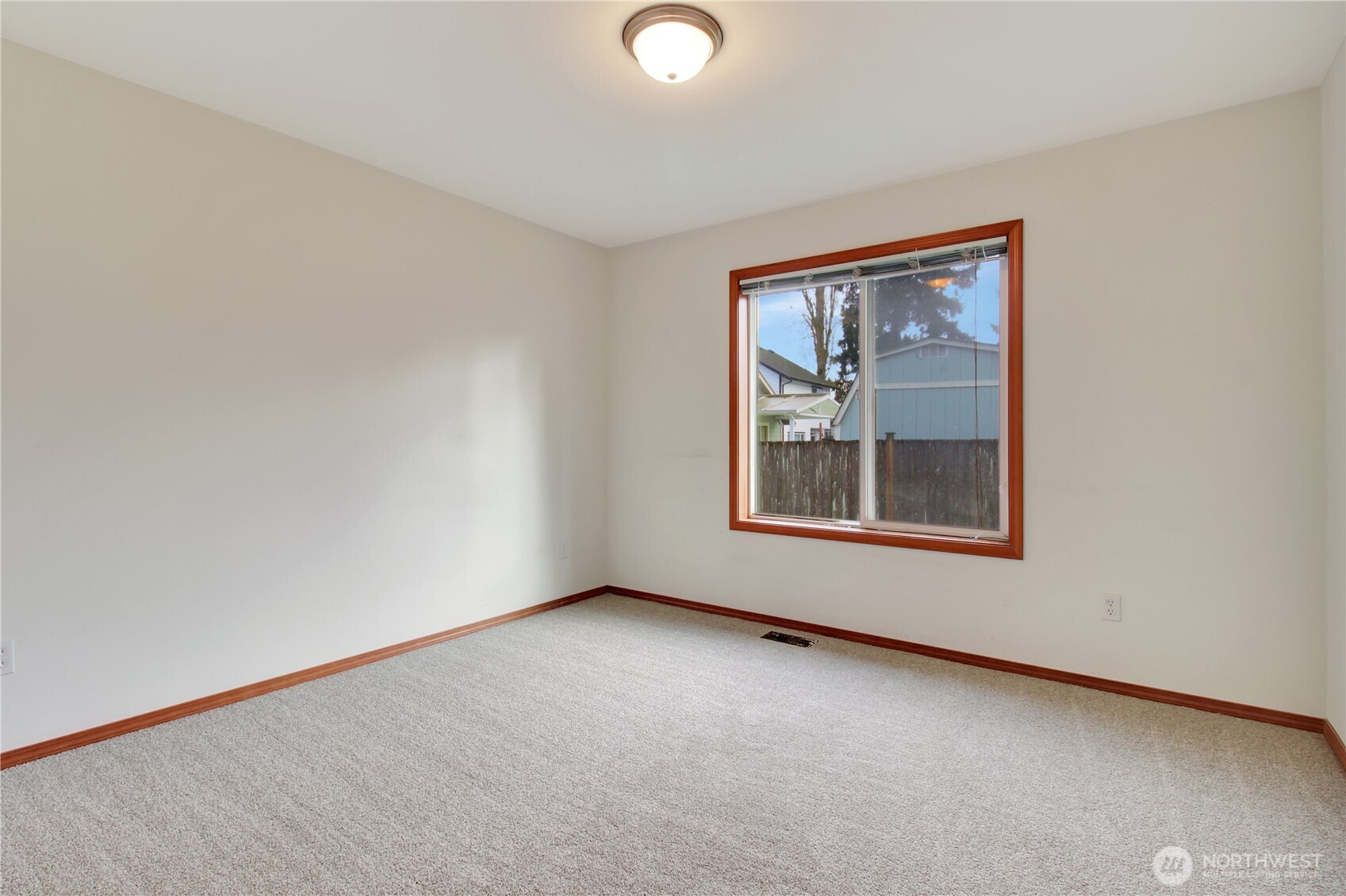 116 W Marion