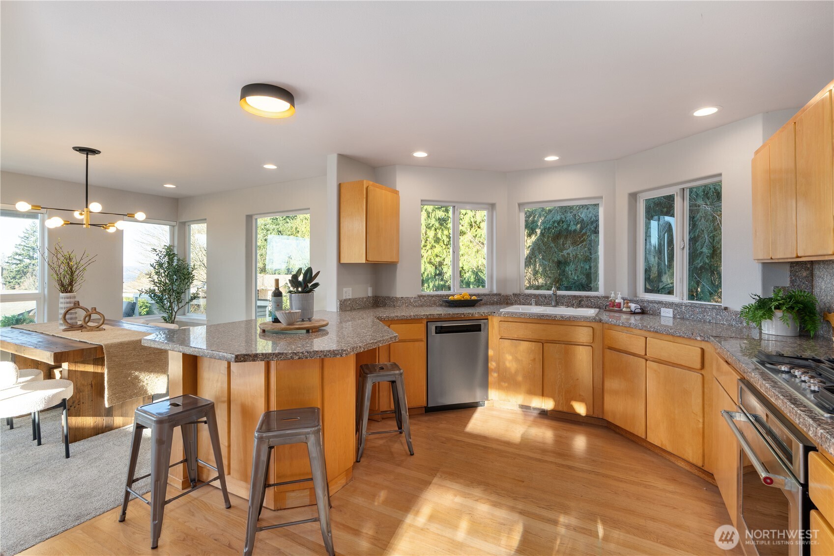 1033 W Mukilteo Boulevard
