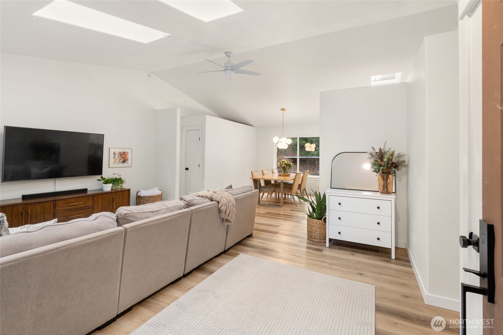 10409 110th Street NE