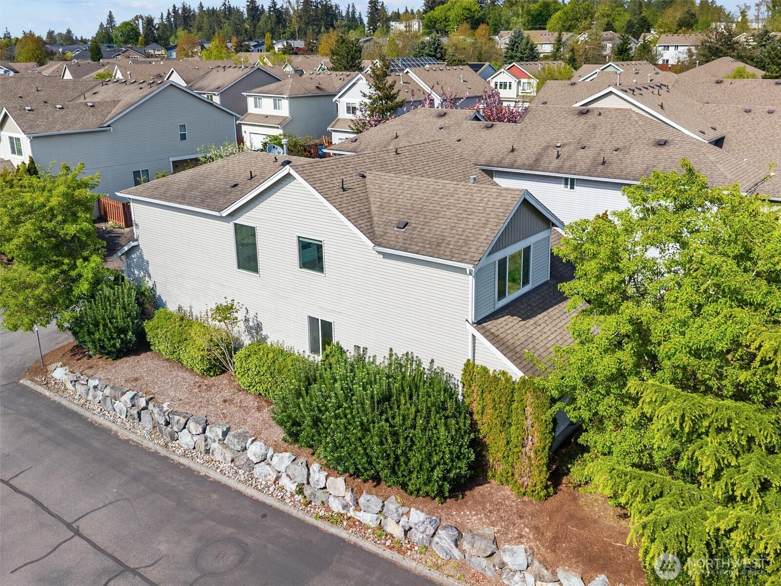 2619 84th Drive NE