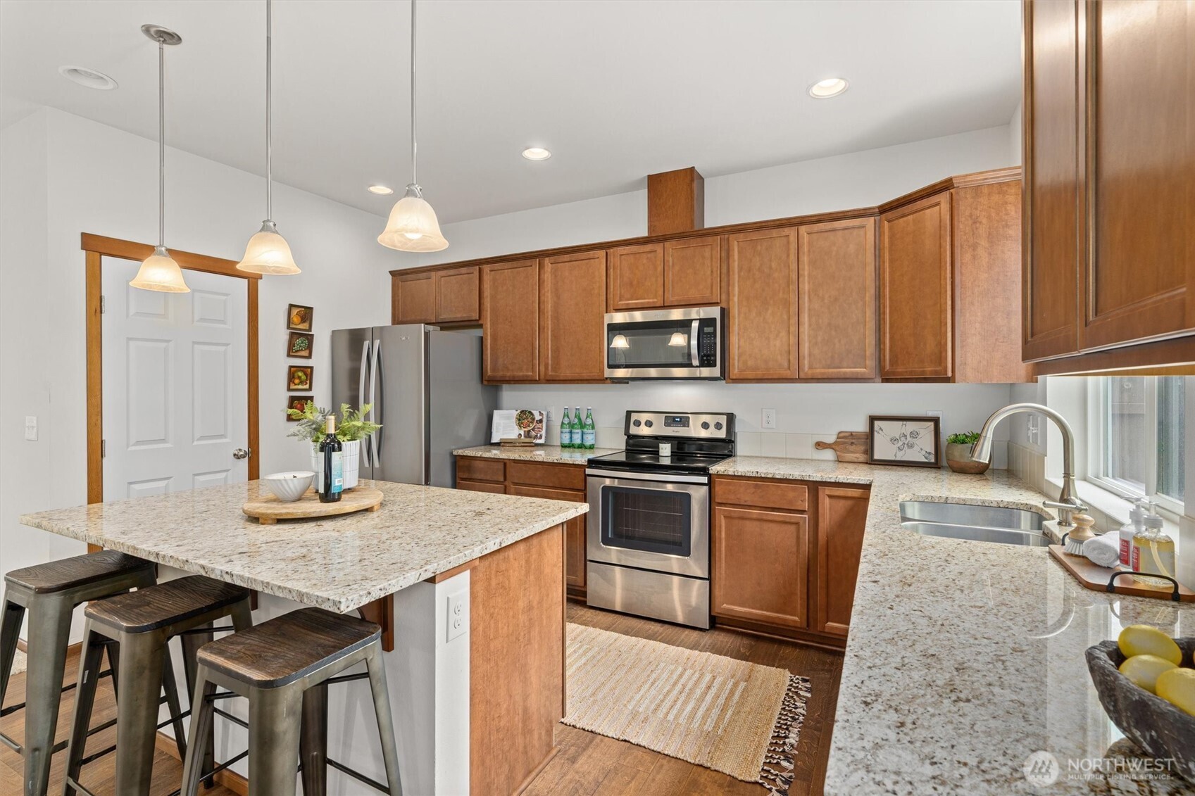 4843 Shelby Place