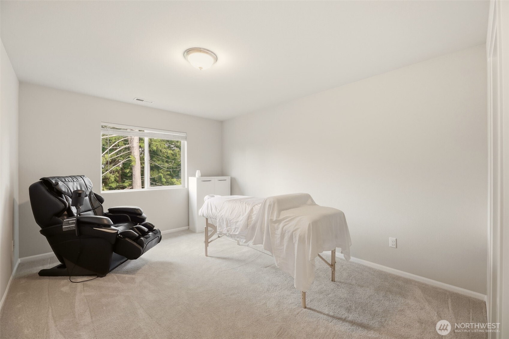 9907 13th Street SE