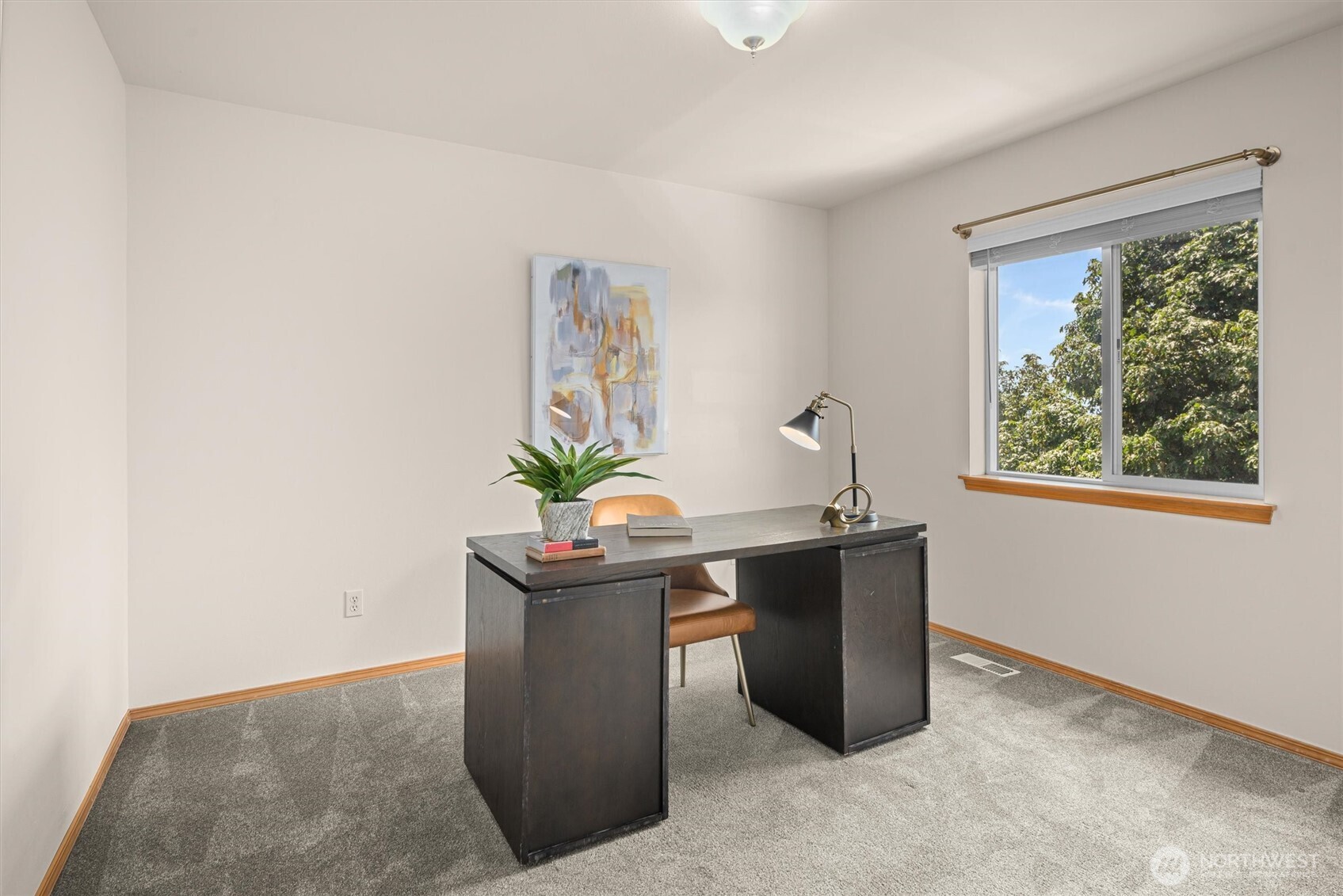 30 79th Drive NE