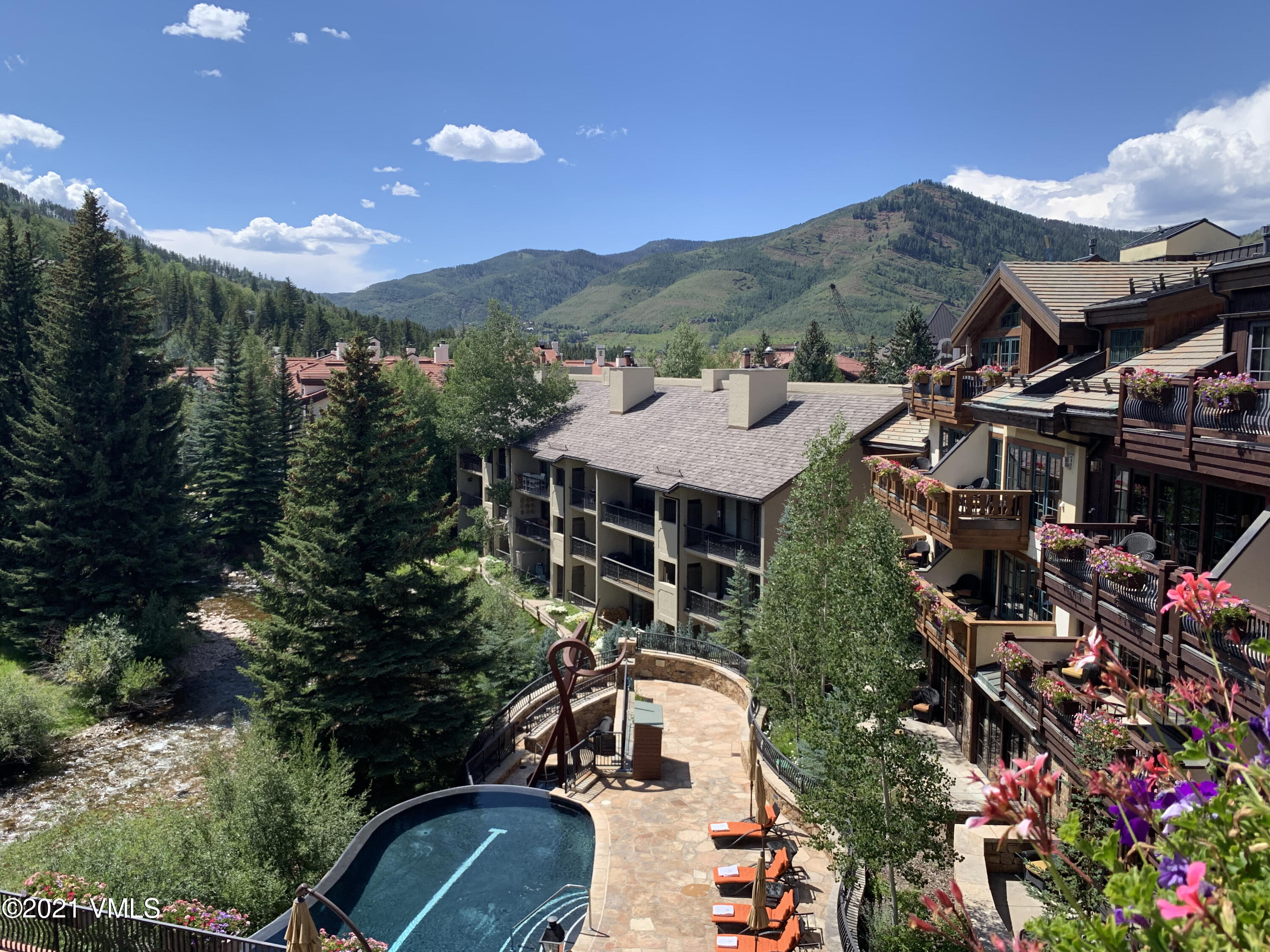 1 Willow Bridge Road | SOLD