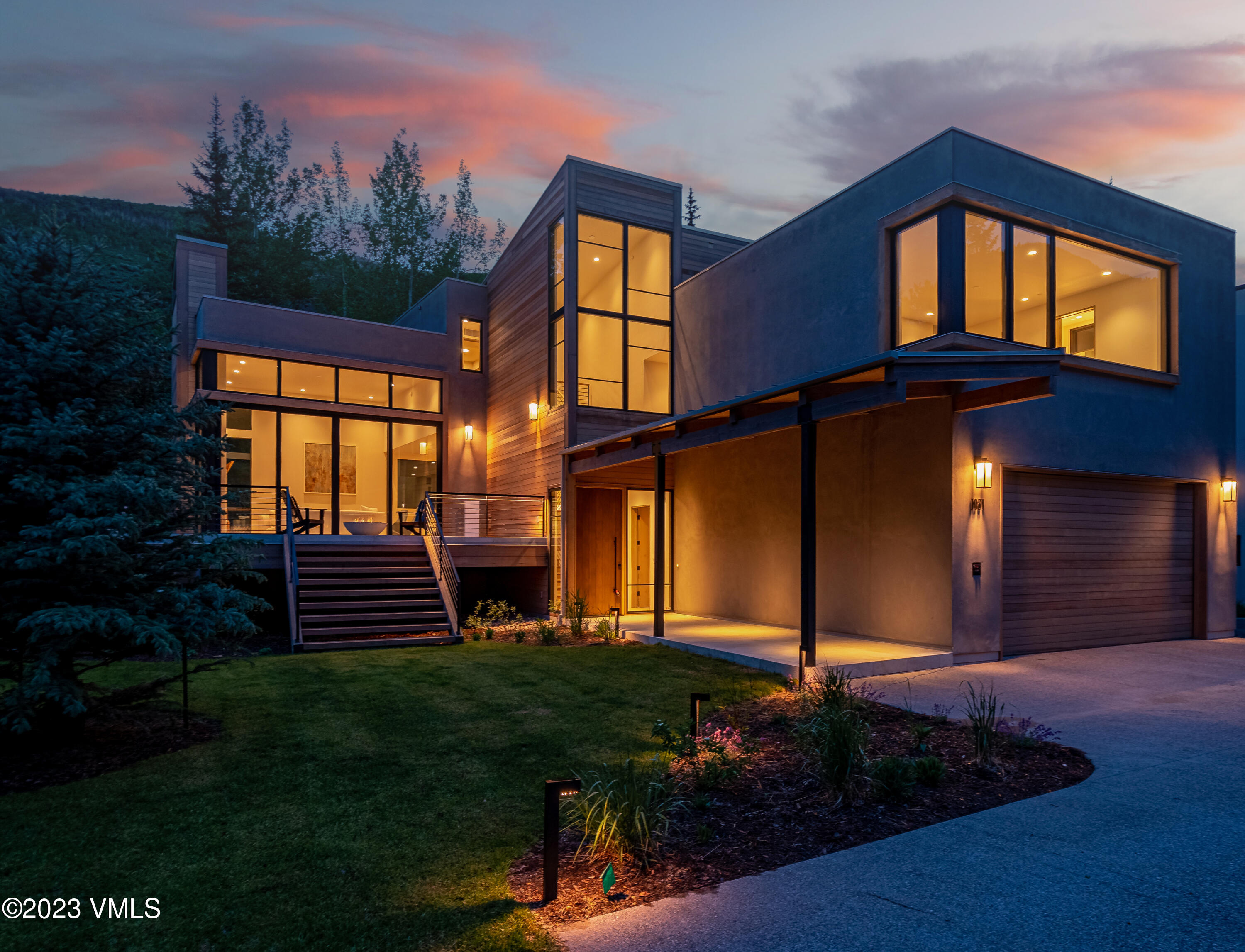 1031 Eagles Nest Circle | SOLD