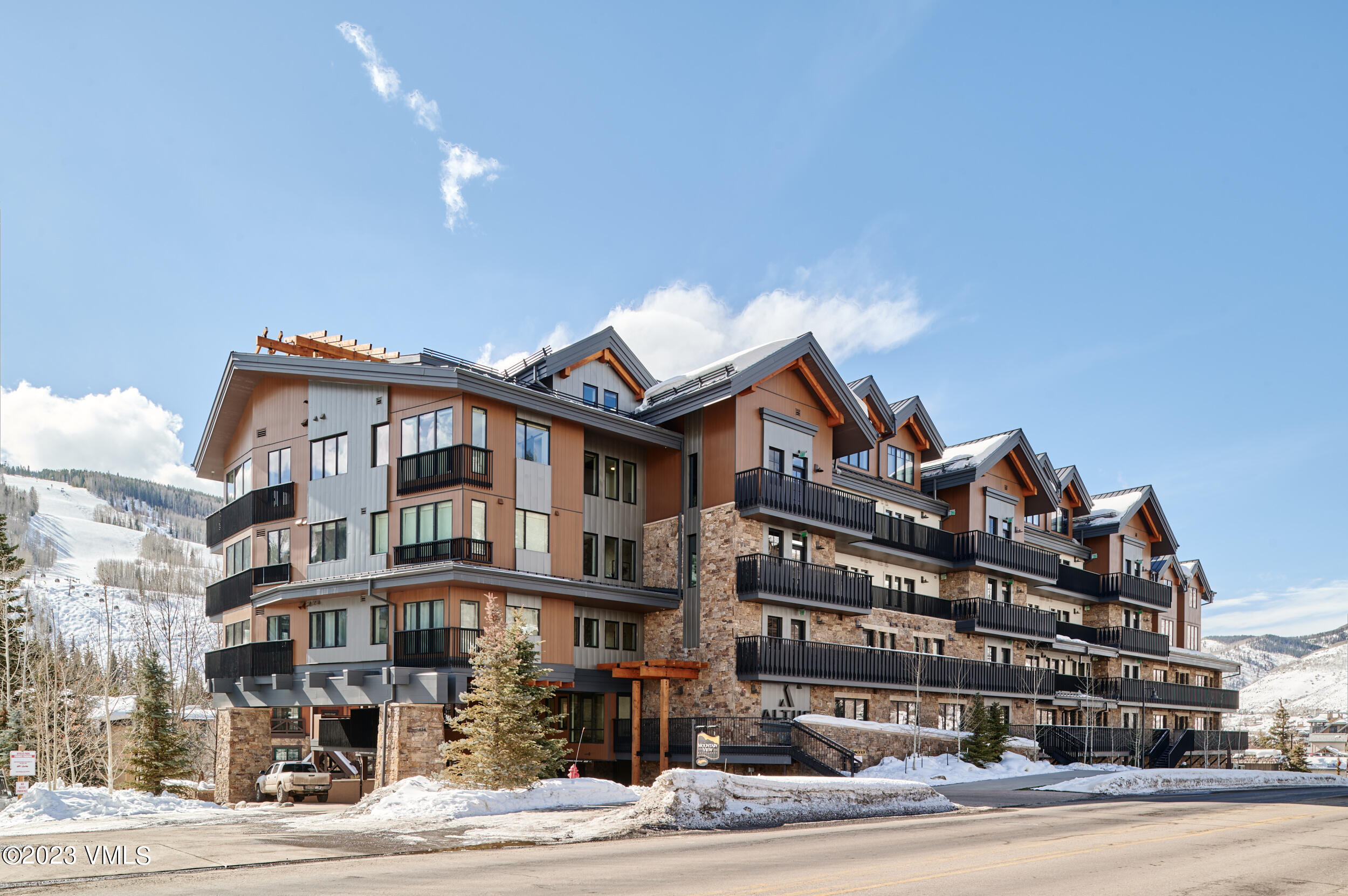 430 S Frontage Road E, E