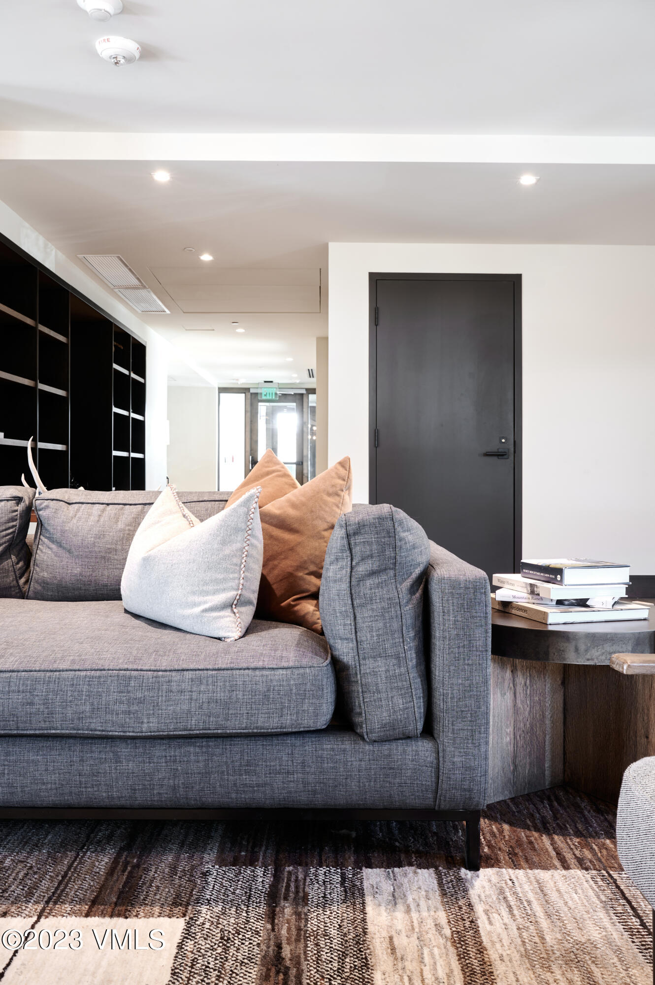 430 S Frontage Road E, E