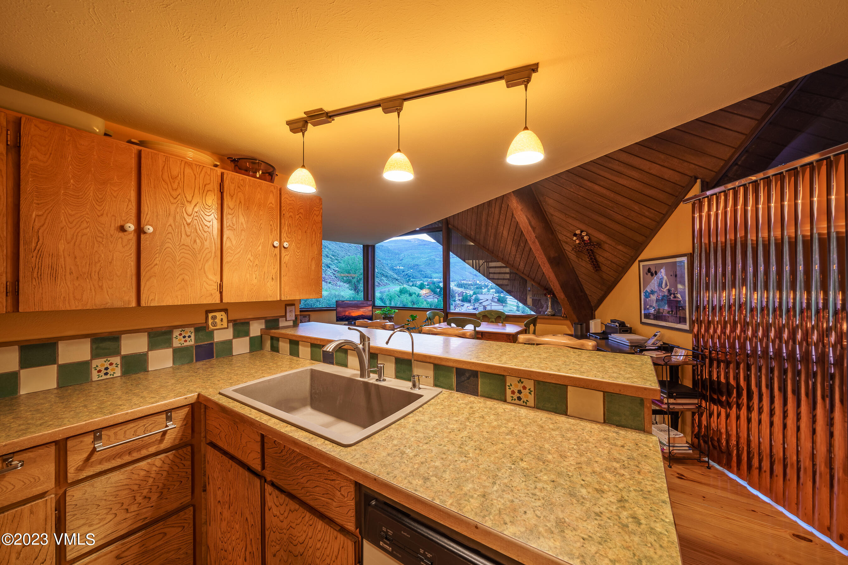 1400 Lions Ridge Loop, A2