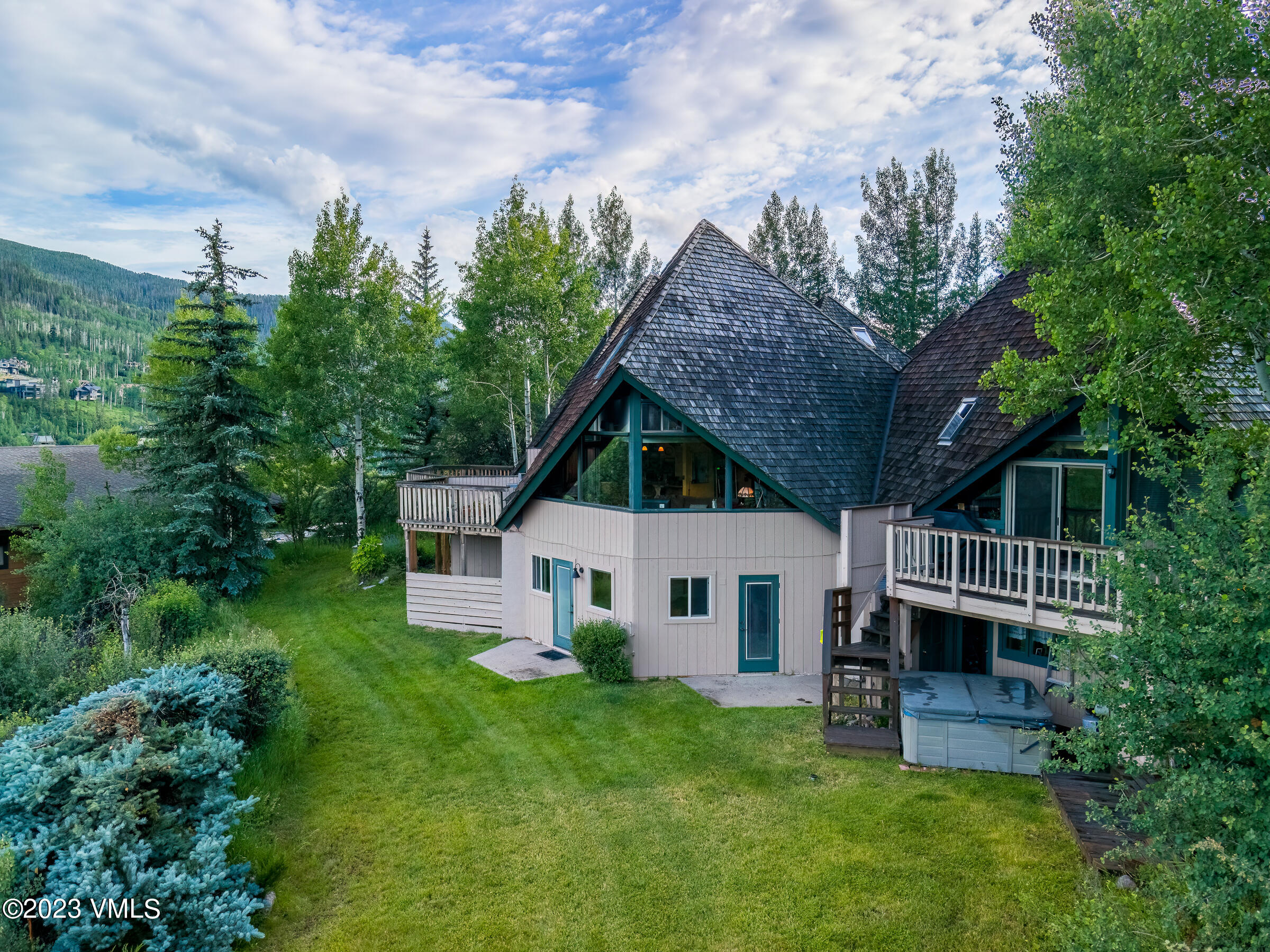 1400 Lions Ridge Loop, A2