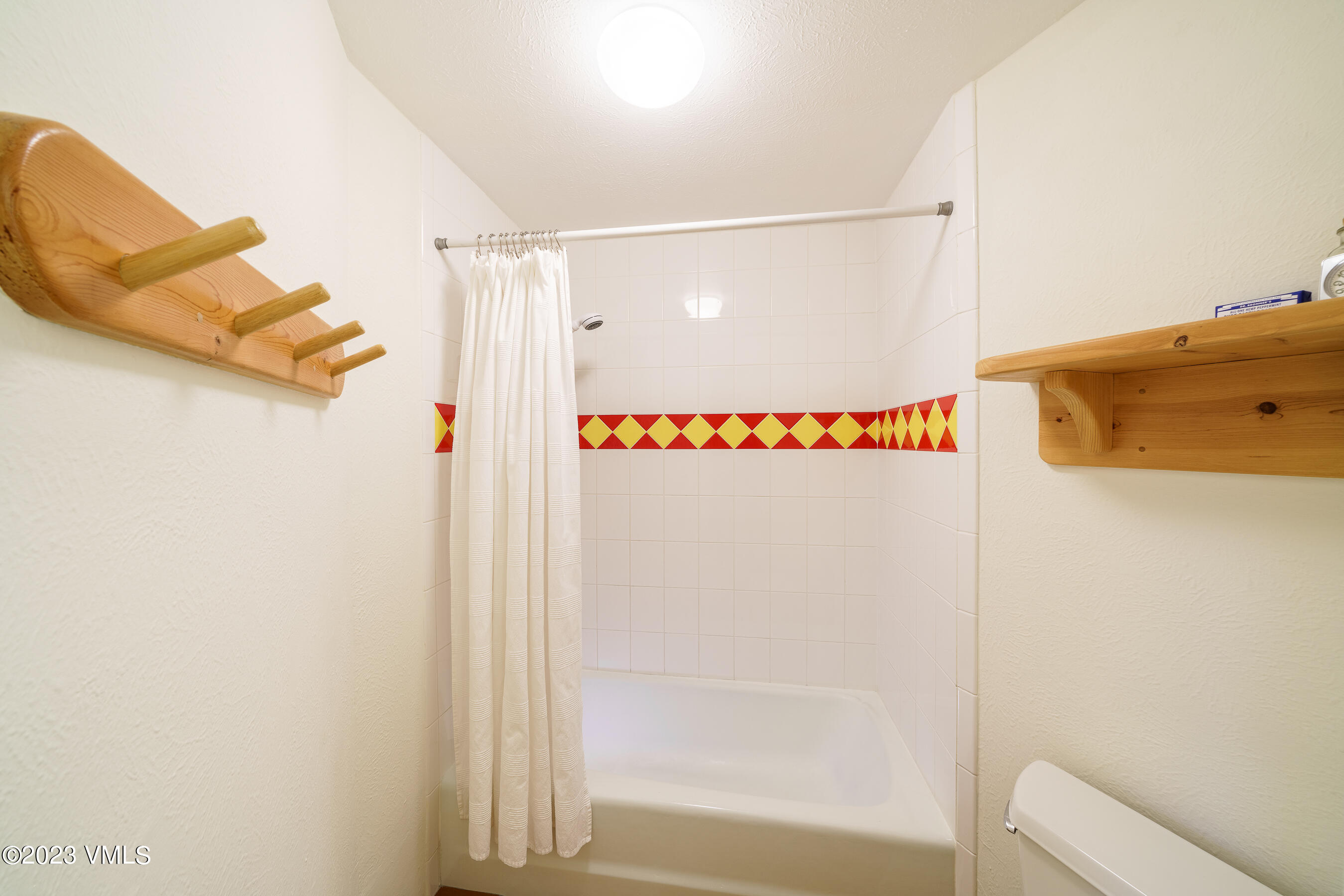 1400 Lions Ridge Loop, A2