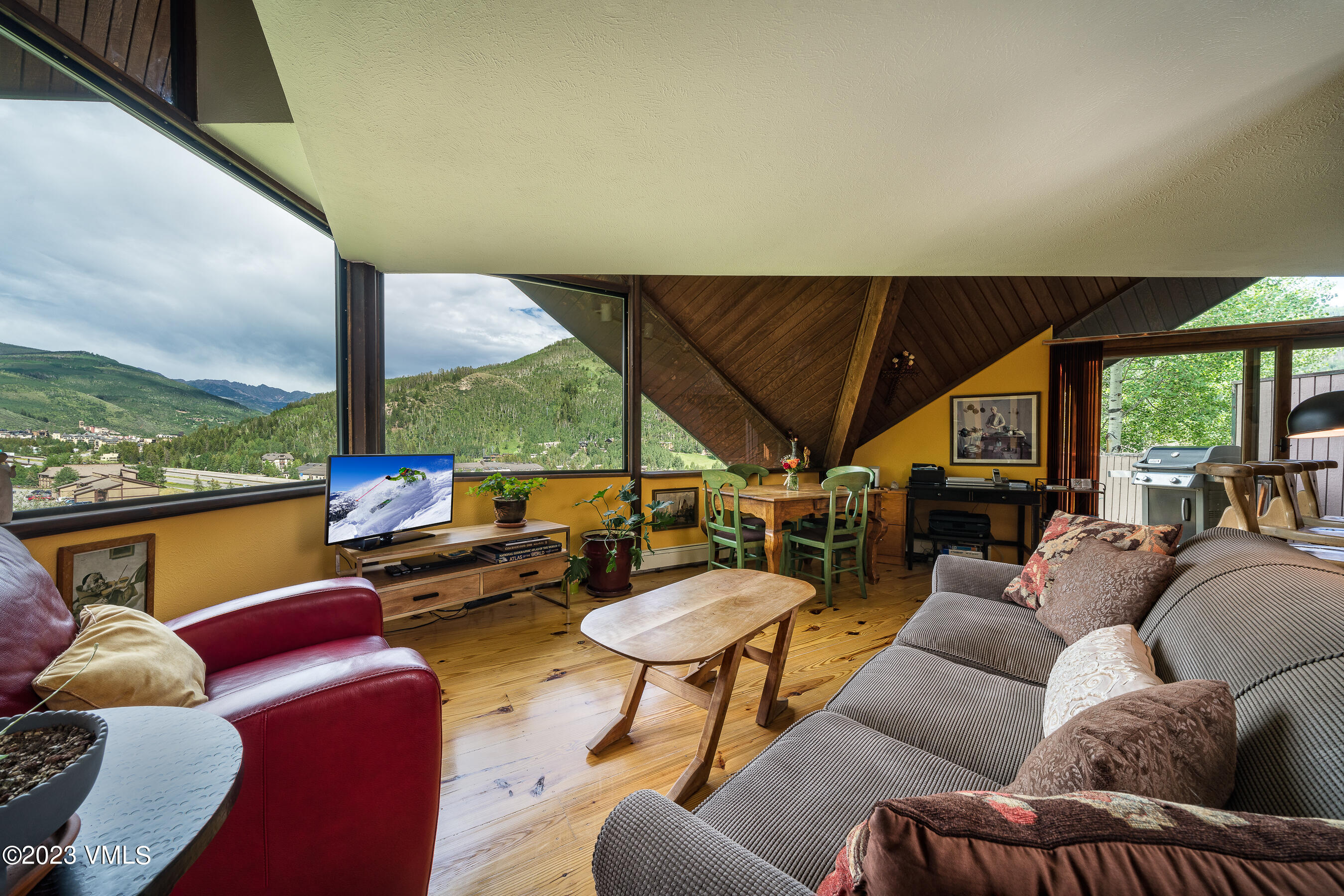 1400 Lions Ridge Loop, A2