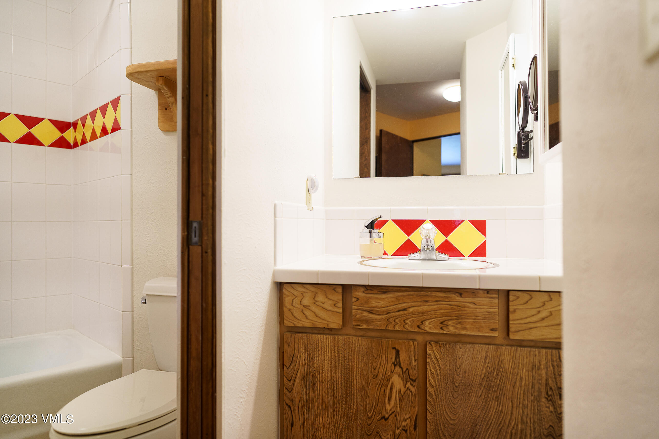 1400 Lions Ridge Loop, A2