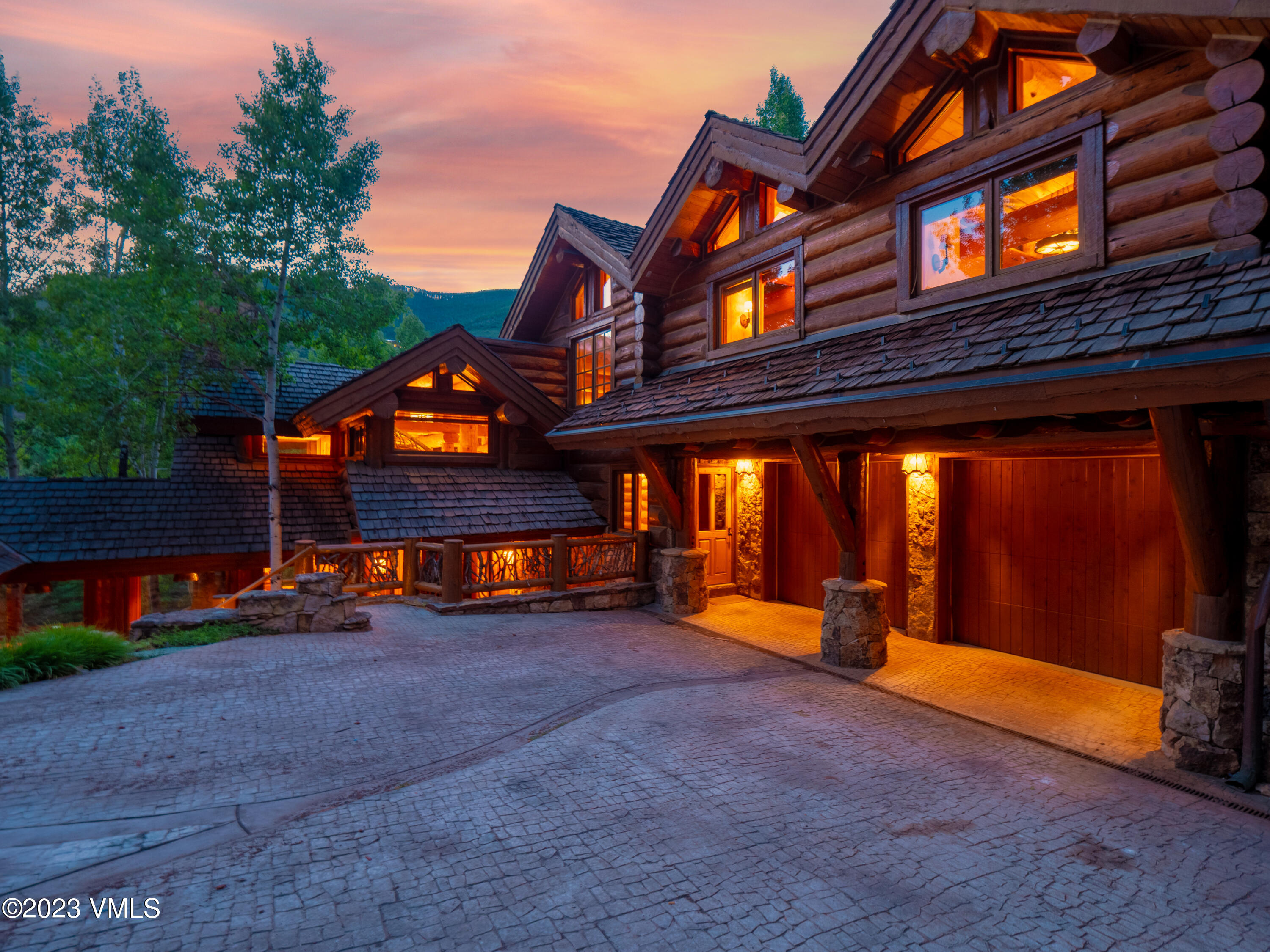 1295 Westhaven Circle | SOLD