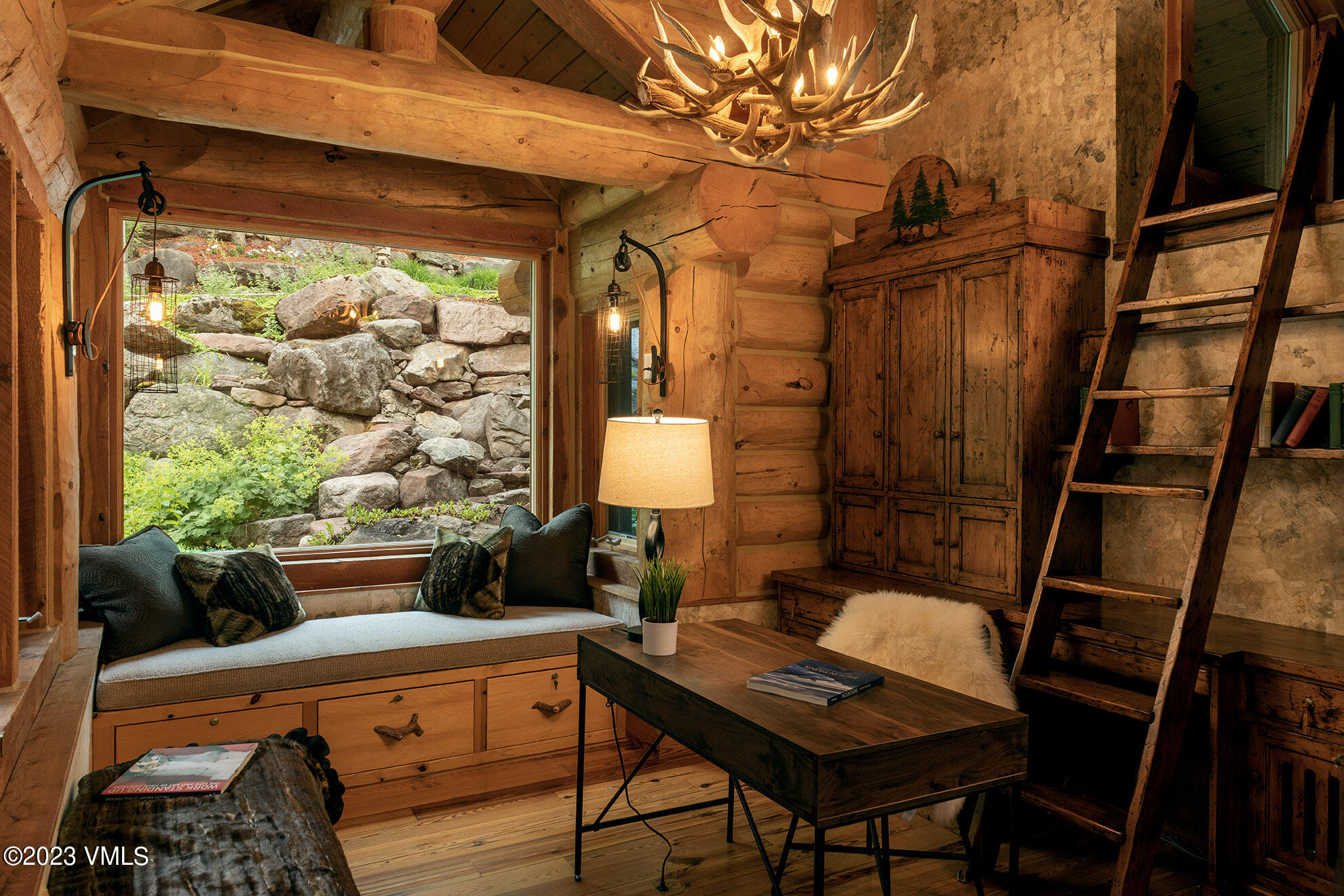 1295 Westhaven Circle | SOLD