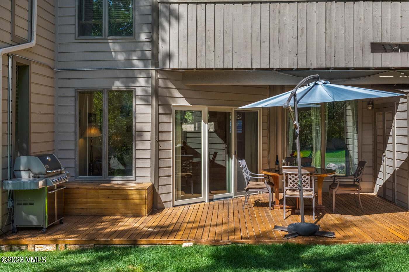 945 Red Sandstone Road B3