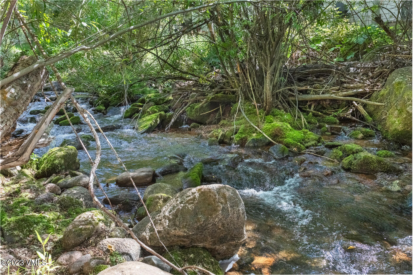 945 Red Sandstone Road B3