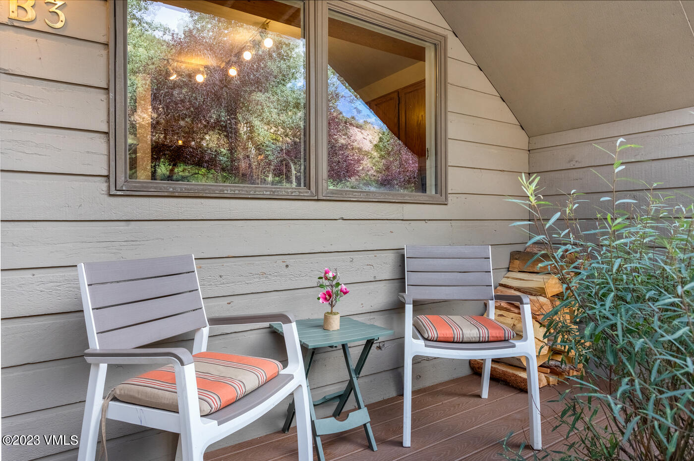 945 Red Sandstone Road B3