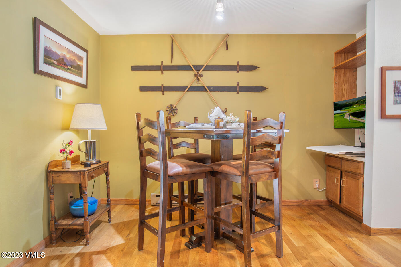 945 Red Sandstone Road B3