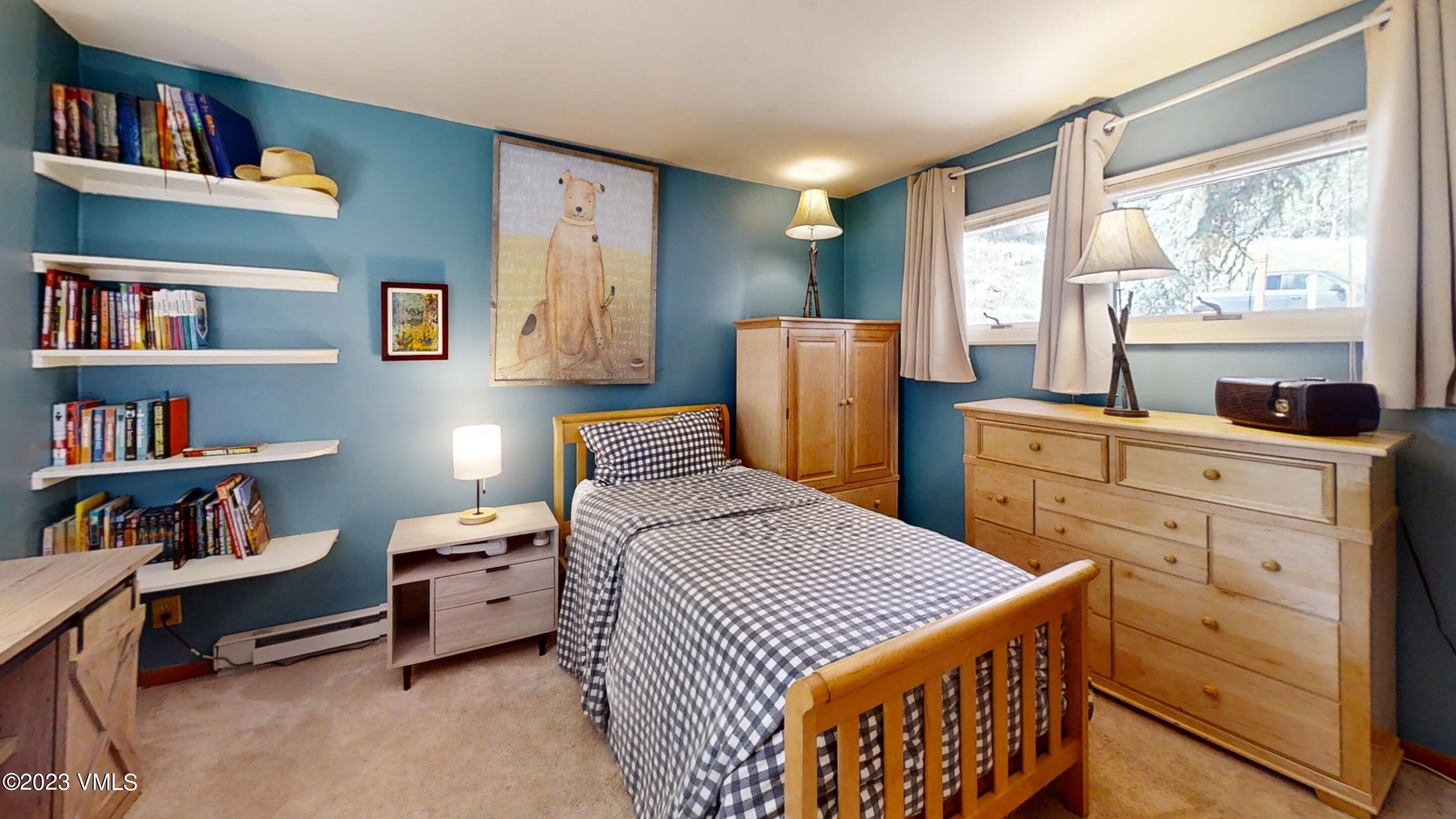 945 Red Sandstone Road B3