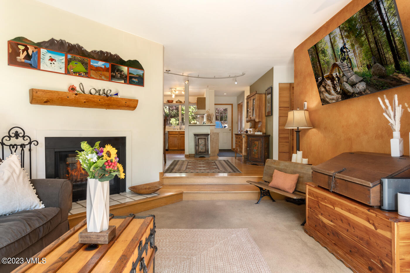 945 Red Sandstone Road B3