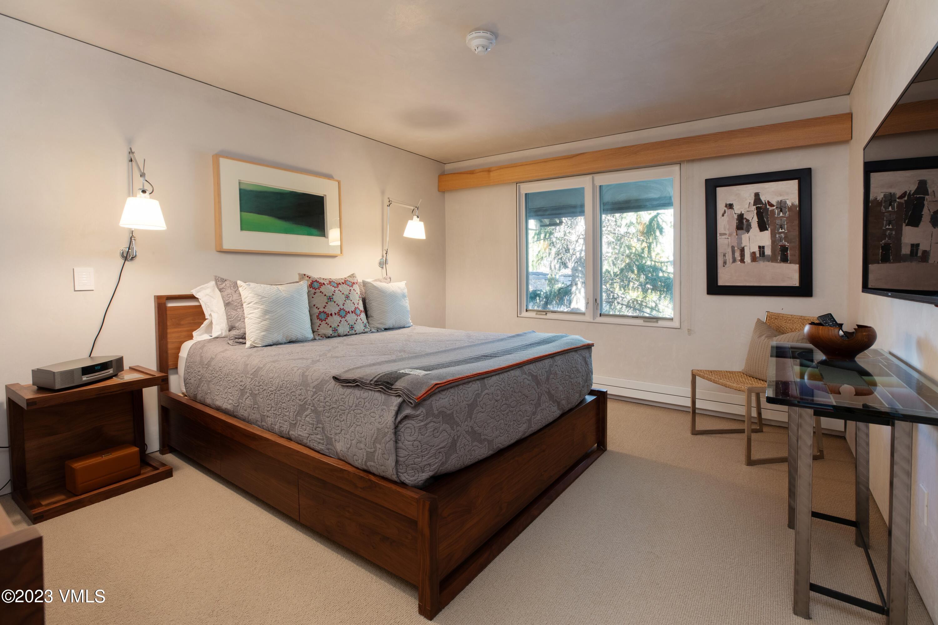 62 E Meadow Drive 350