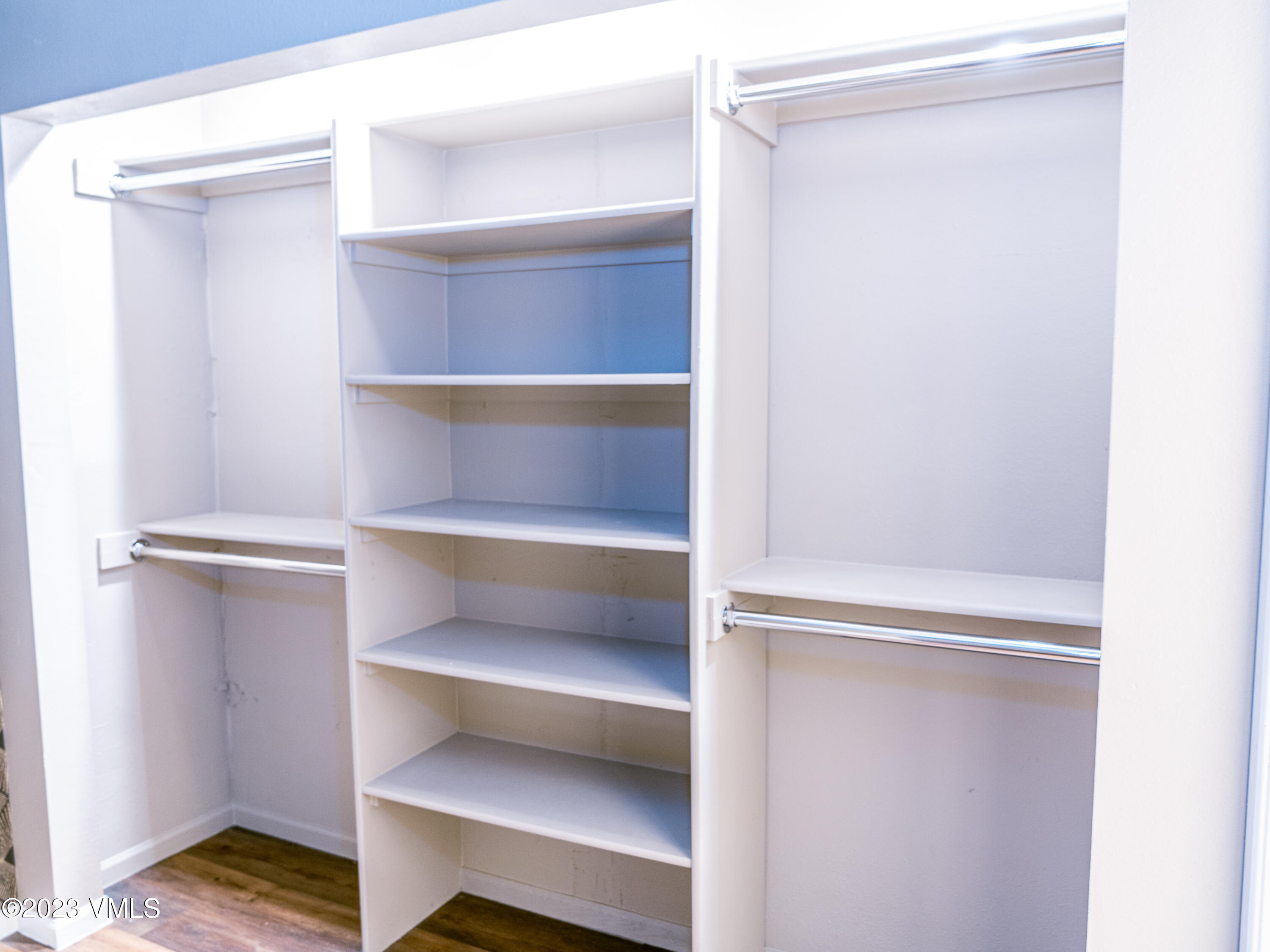 1019 Edwards Village 13