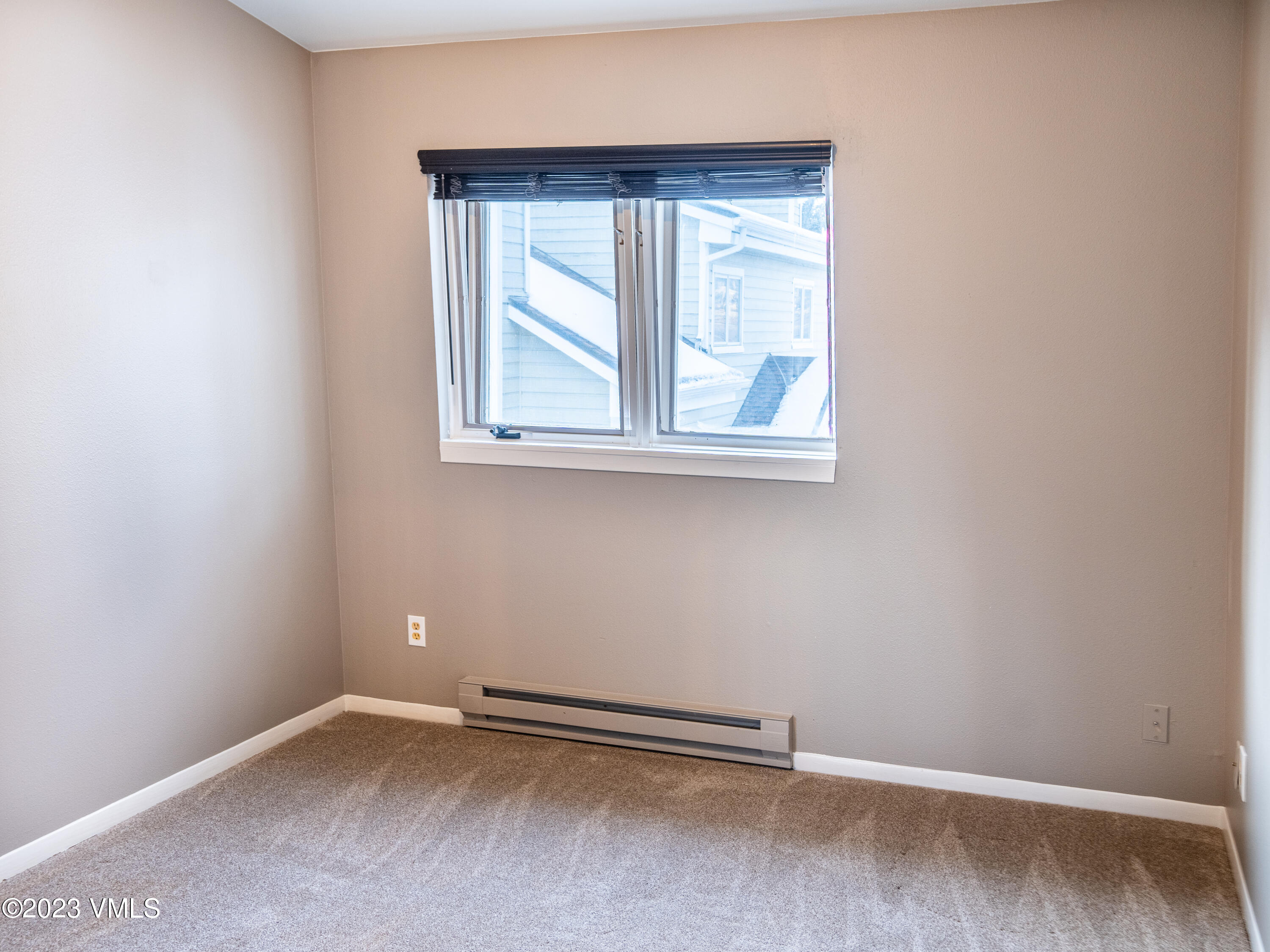 1019 Edwards Village 13