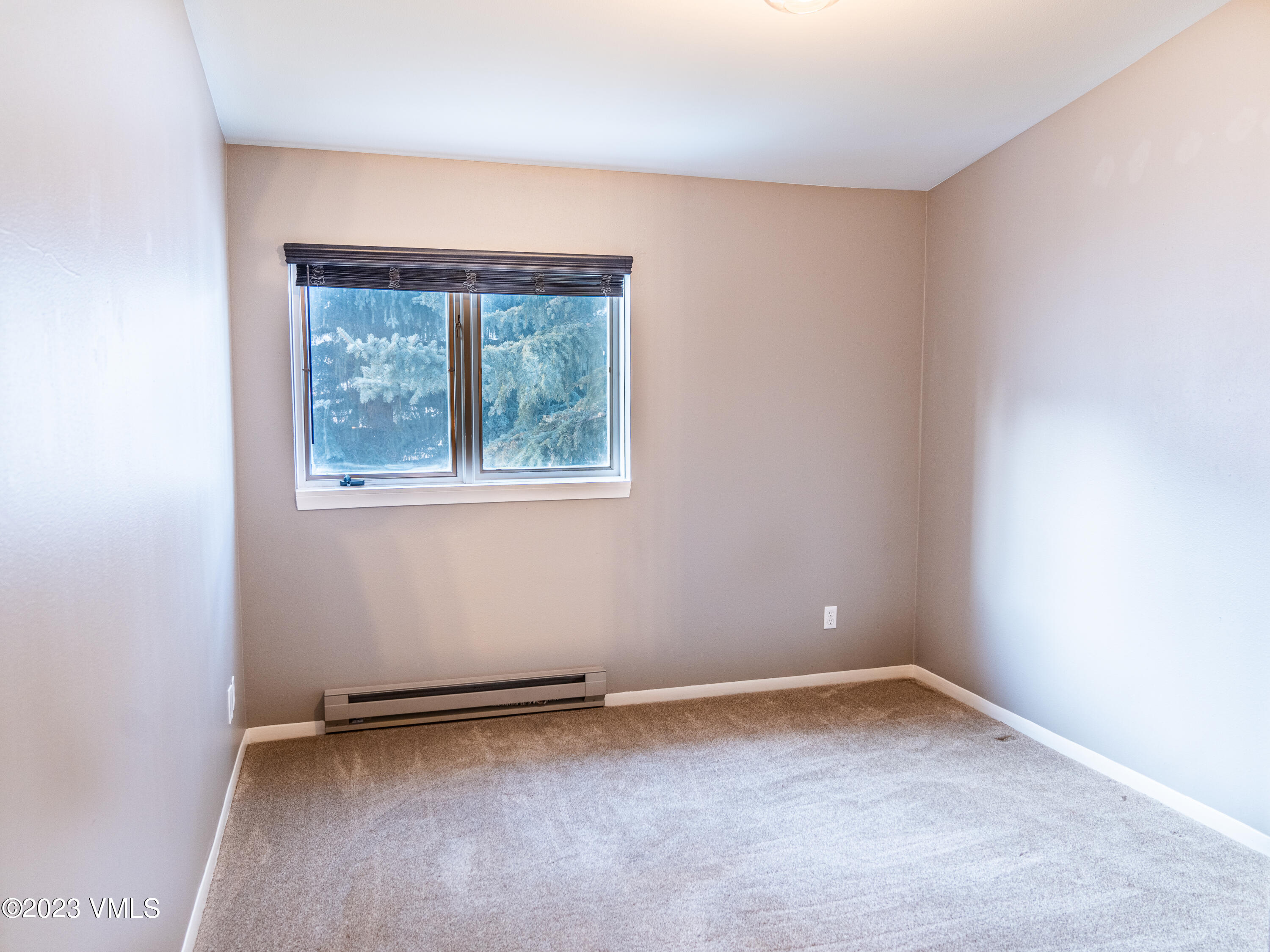 1019 Edwards Village 13