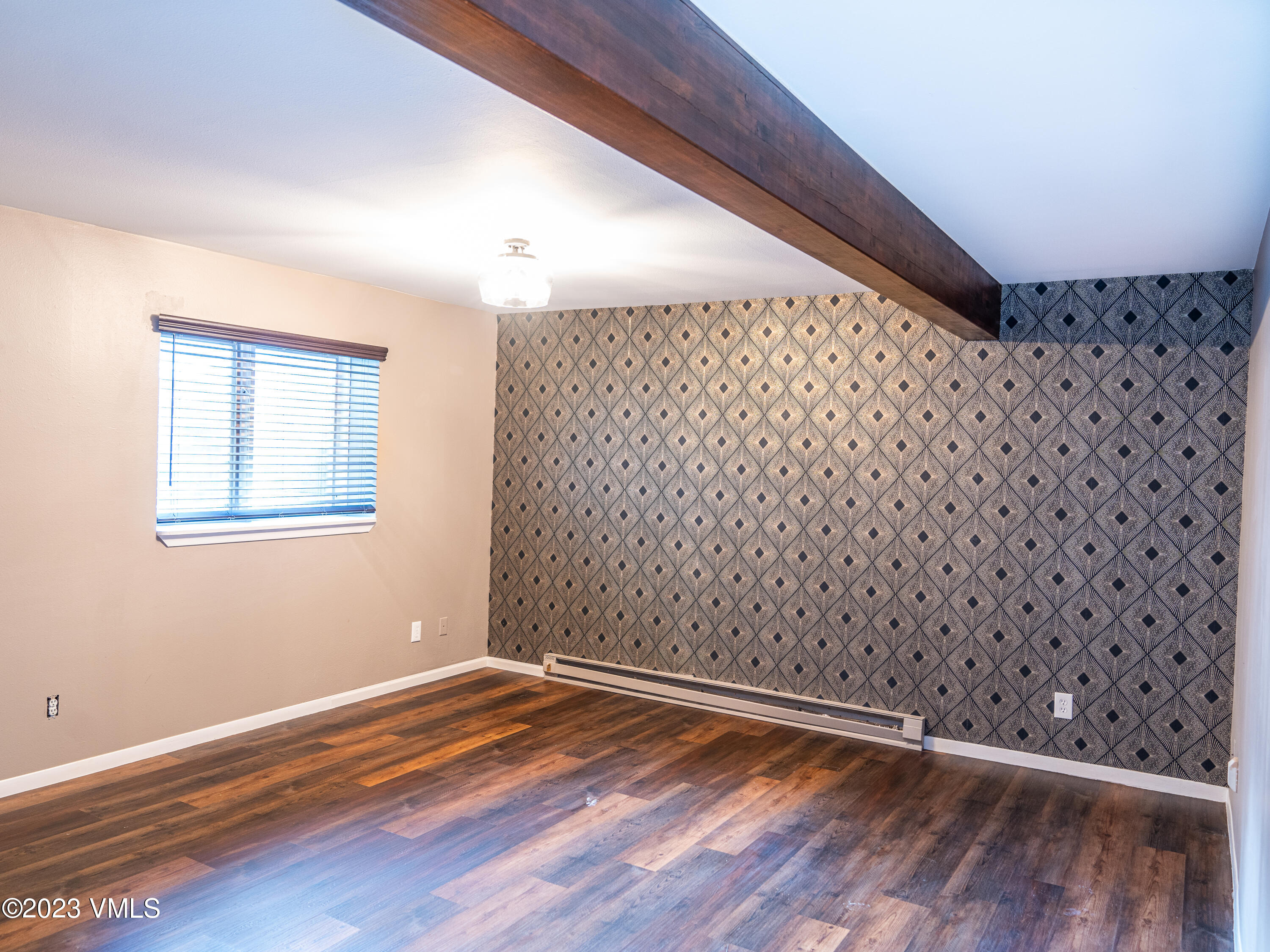 1019 Edwards Village 13