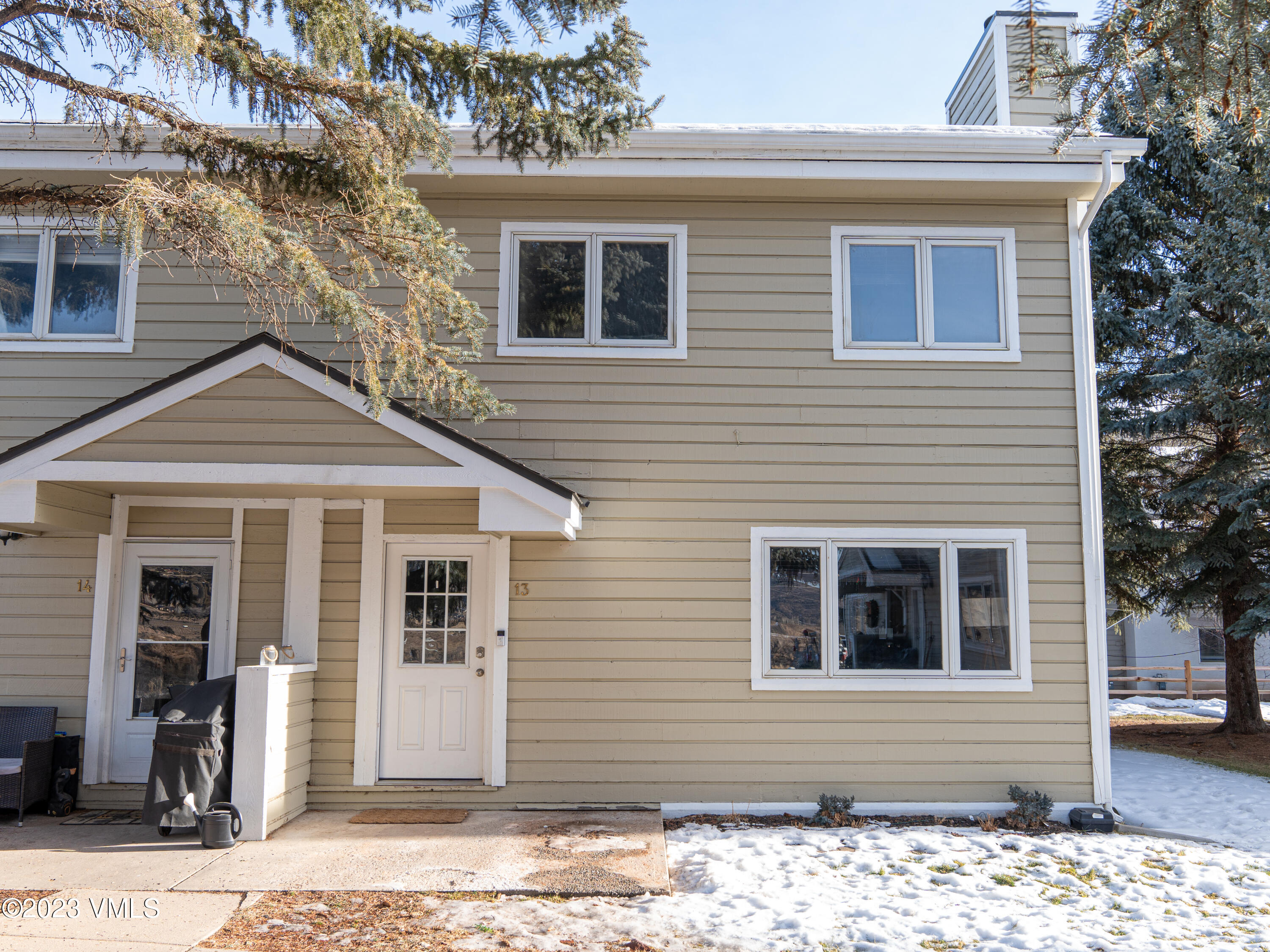 1019 Edwards Village 13