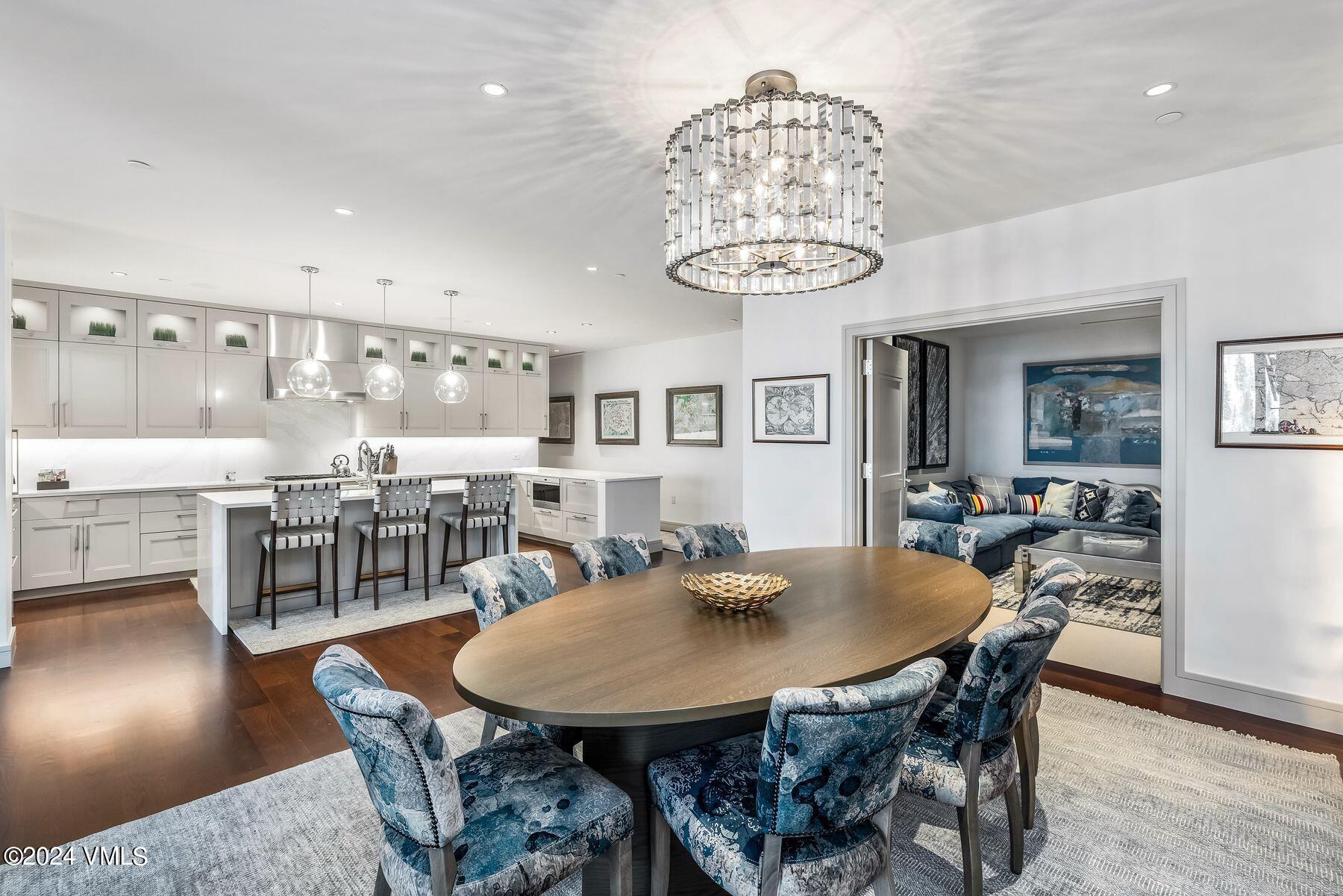 141 E Meadow Drive, 7A West