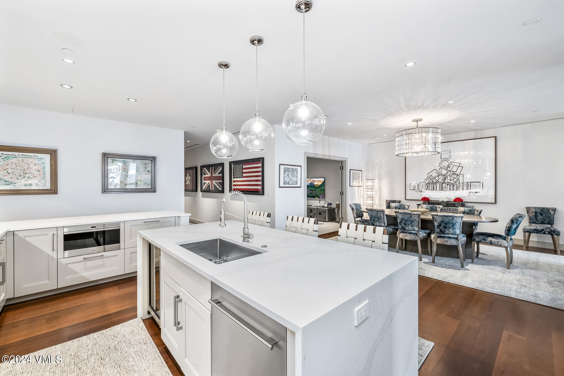 141 E Meadow Drive, 7A West