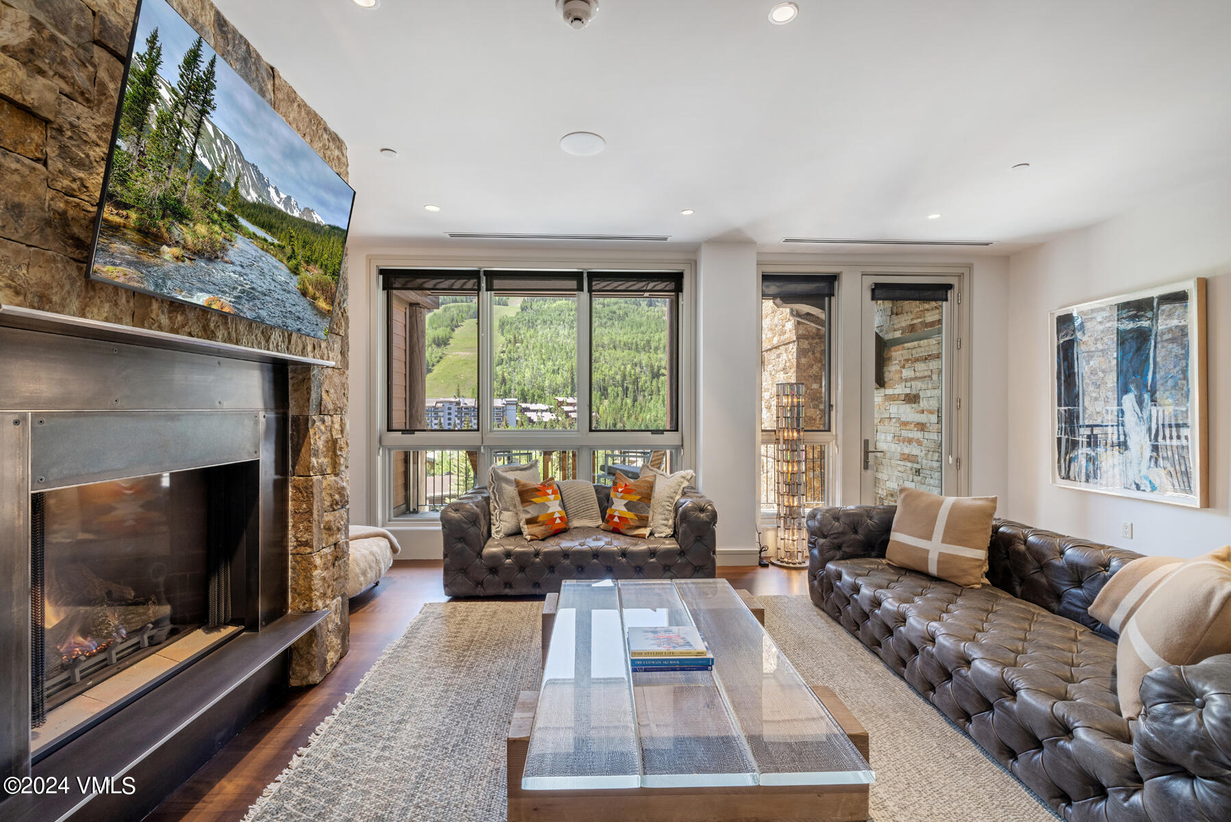 141 E Meadow Drive, 7A West