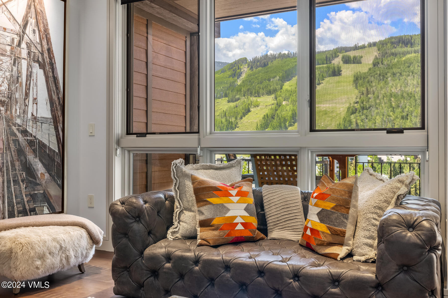 141 E Meadow Drive, 7A West