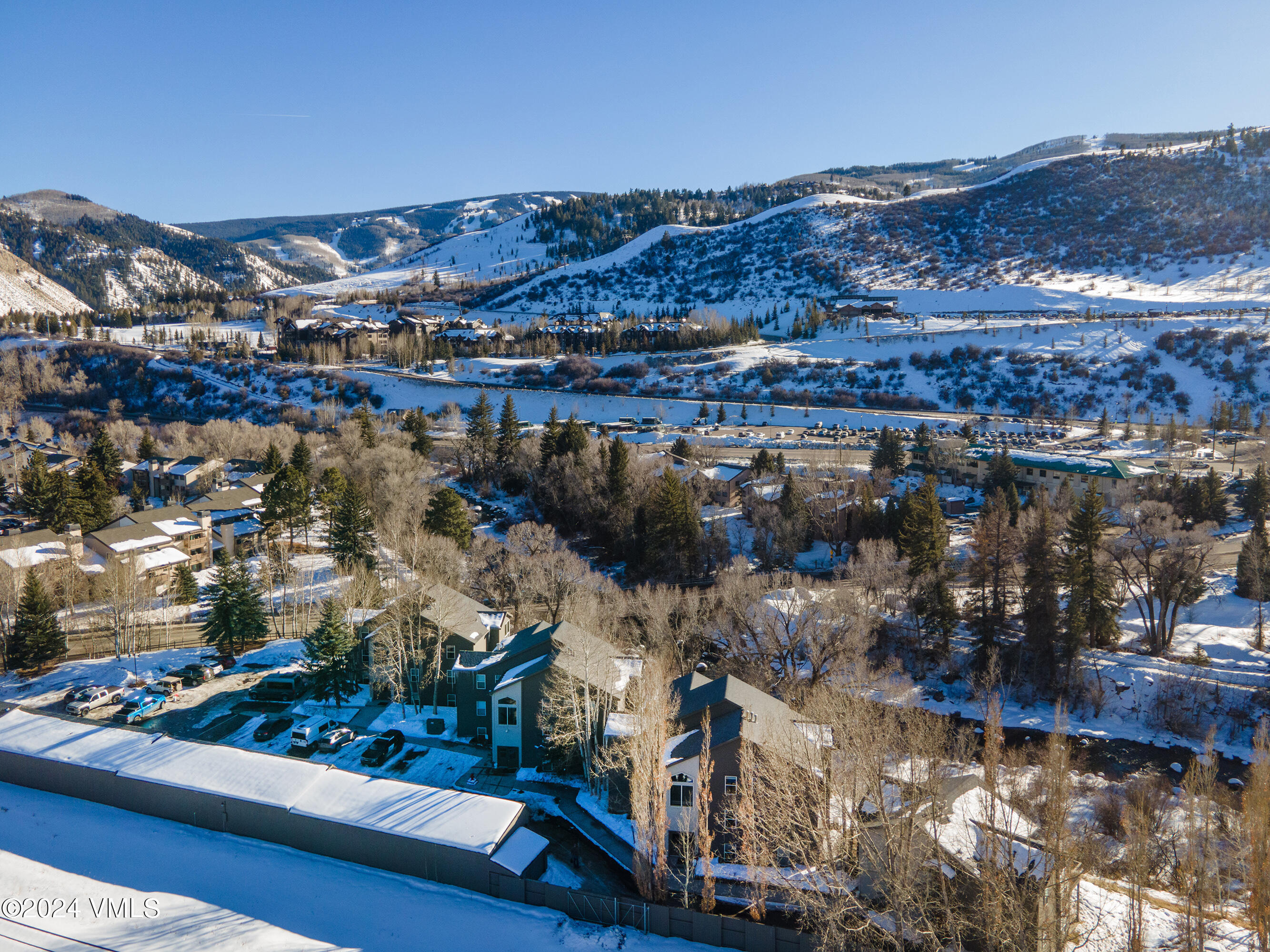 971 W Beaver Creek Boulevard, C4