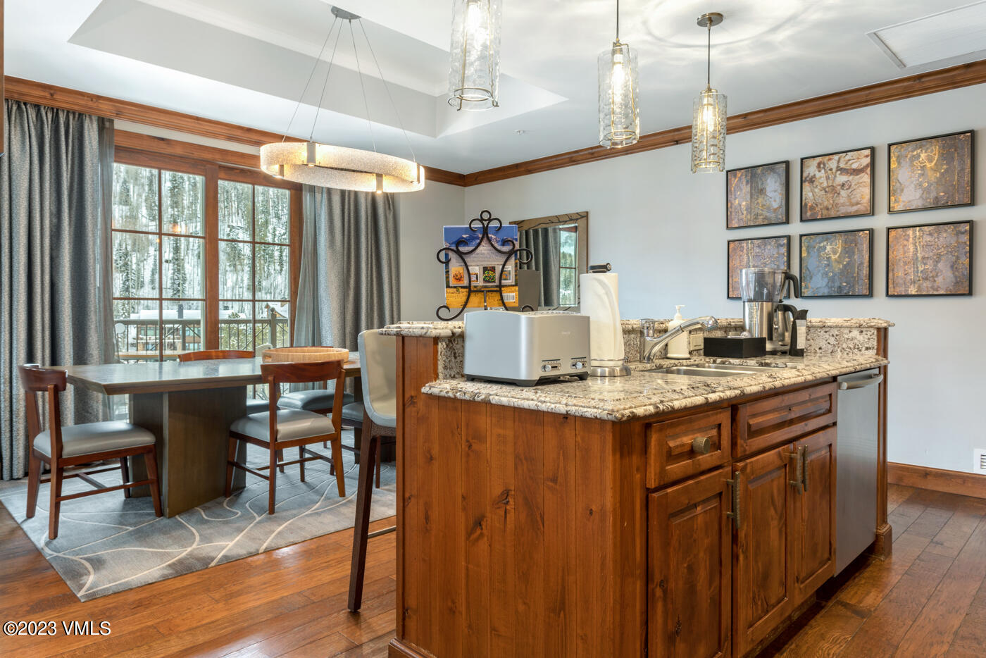 728 W Lionshead Circle, F-428/21