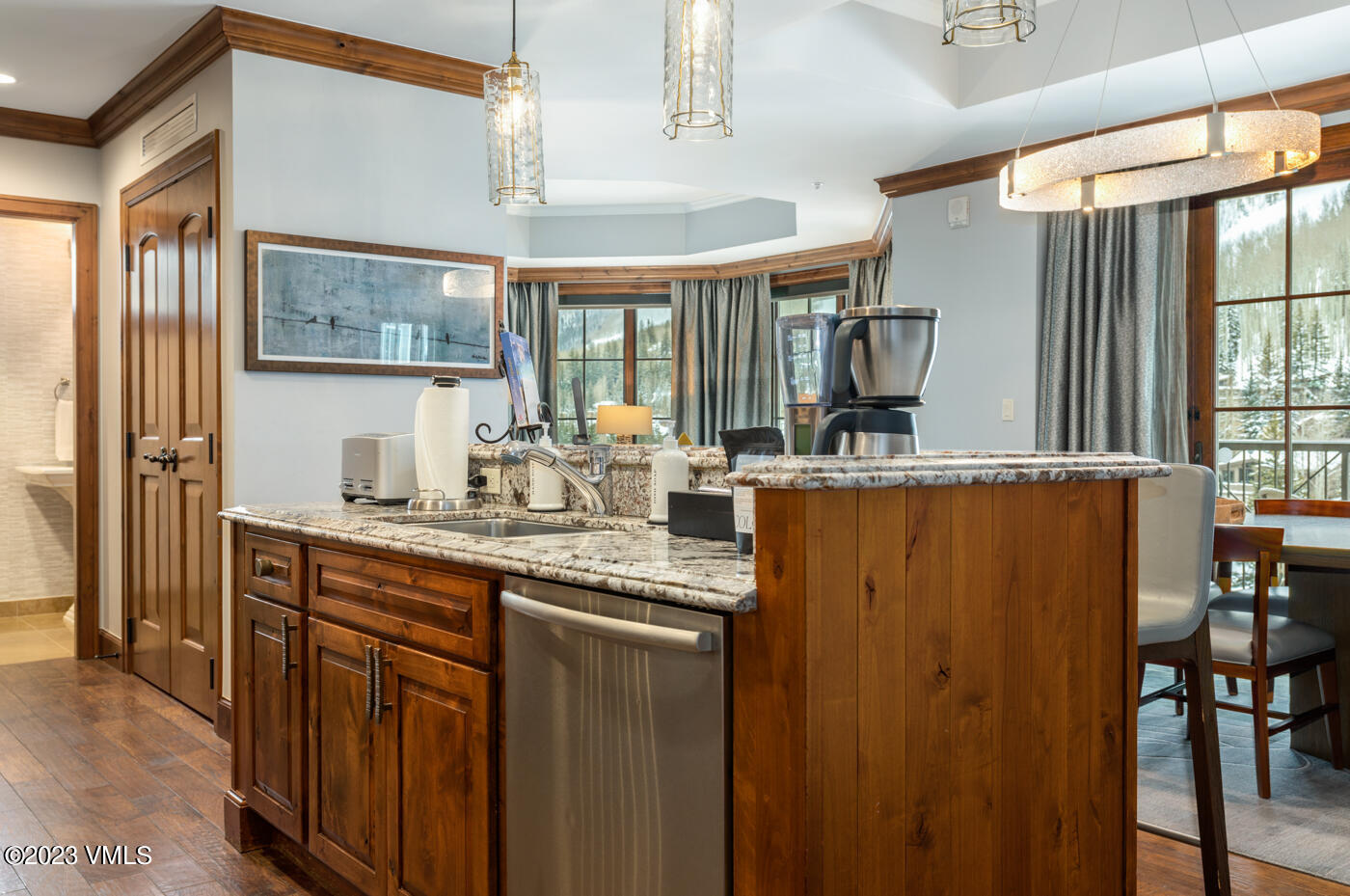 728 W Lionshead Circle, F-428/21