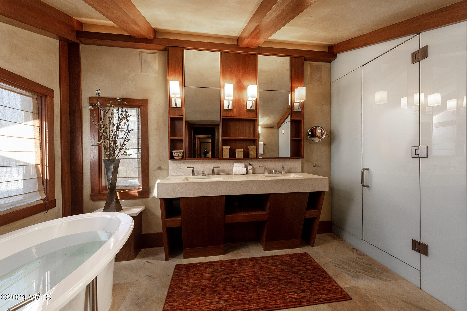 174 E Gore Creek Drive, 404 | SOLD