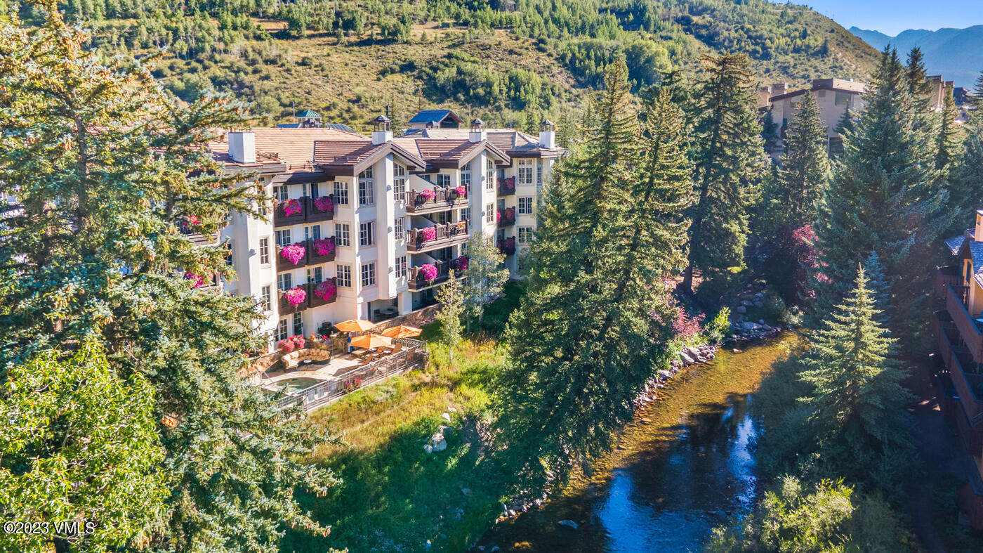 242 E Meadow Drive, 104-8