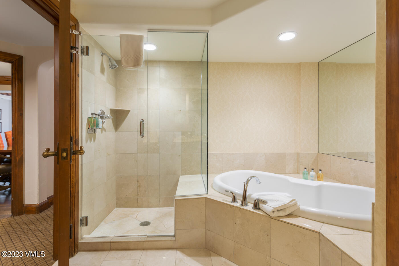 242 E Meadow Drive, 104-8