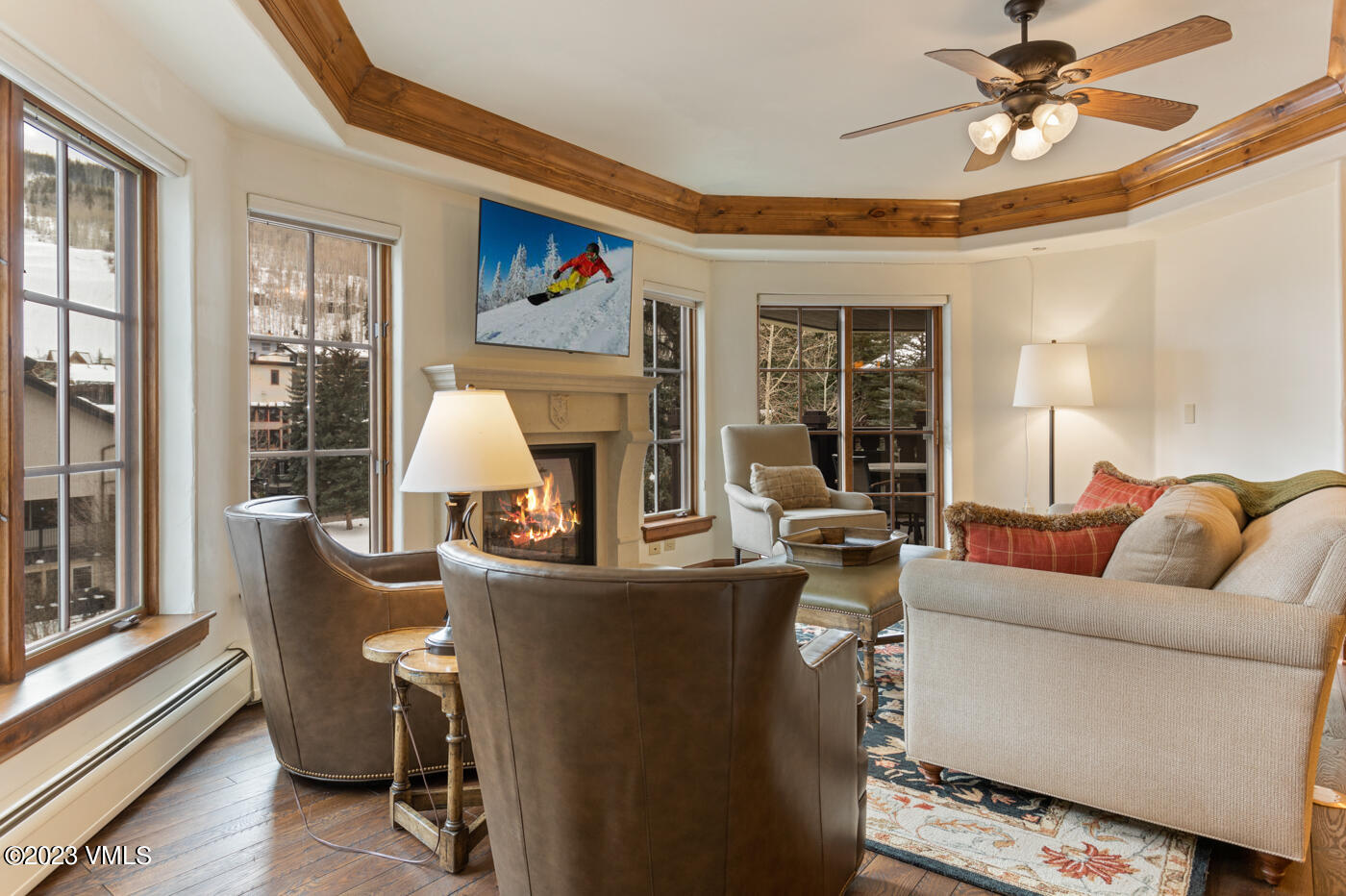 242 E Meadow Drive, 104-8