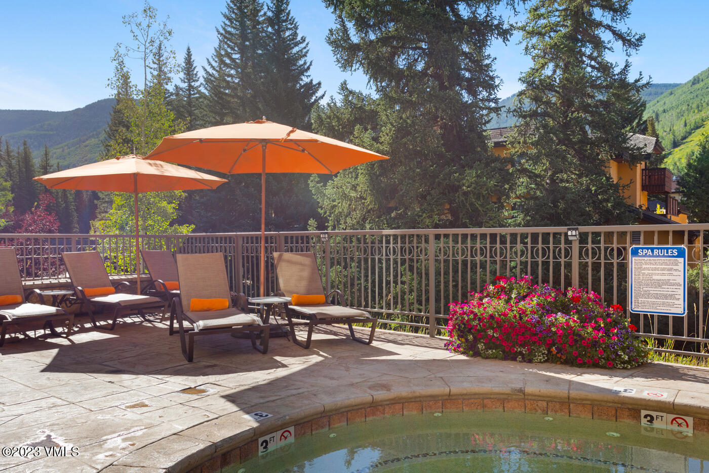 242 E Meadow Drive, 104-8