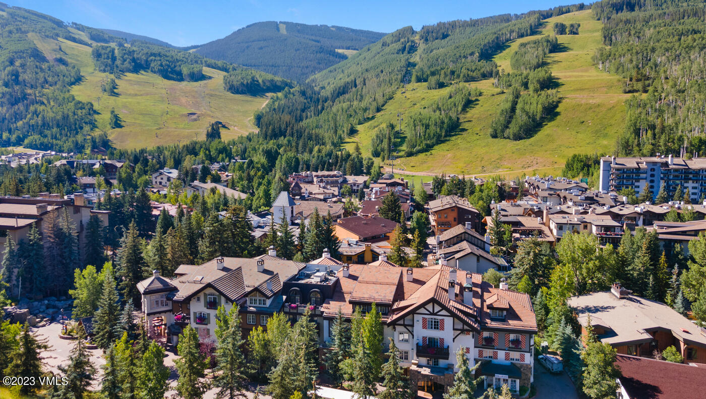 242 E Meadow Drive, 104-8