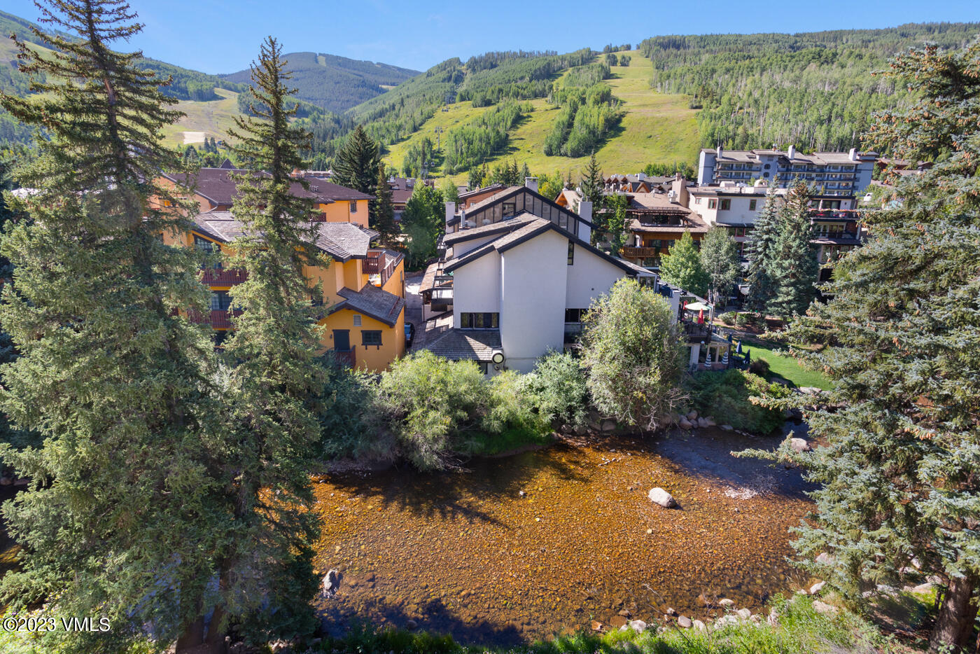 242 E Meadow Drive, 104-8