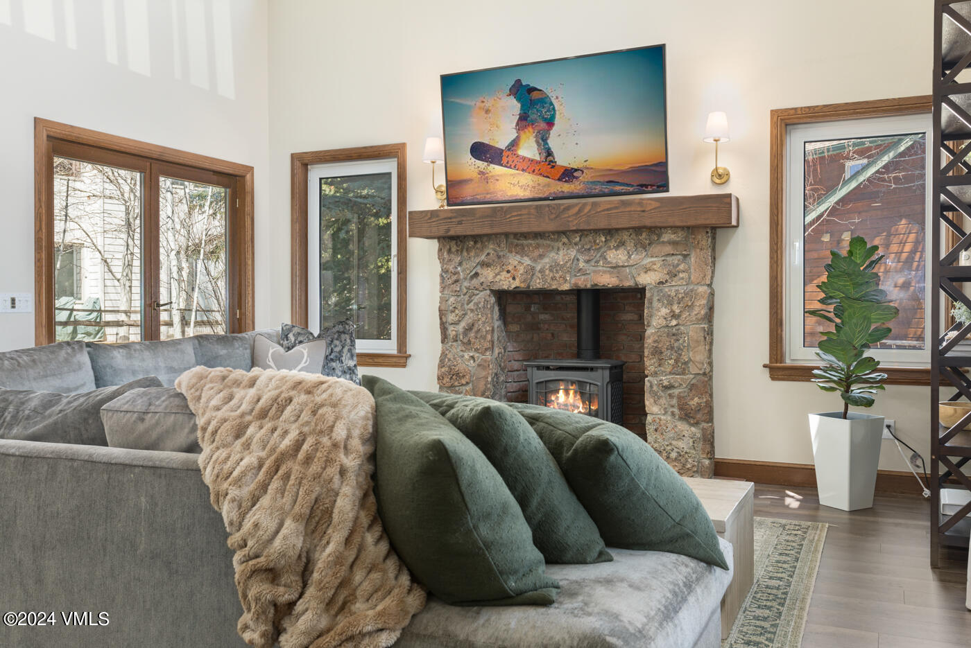 111 Castle Peak Lane