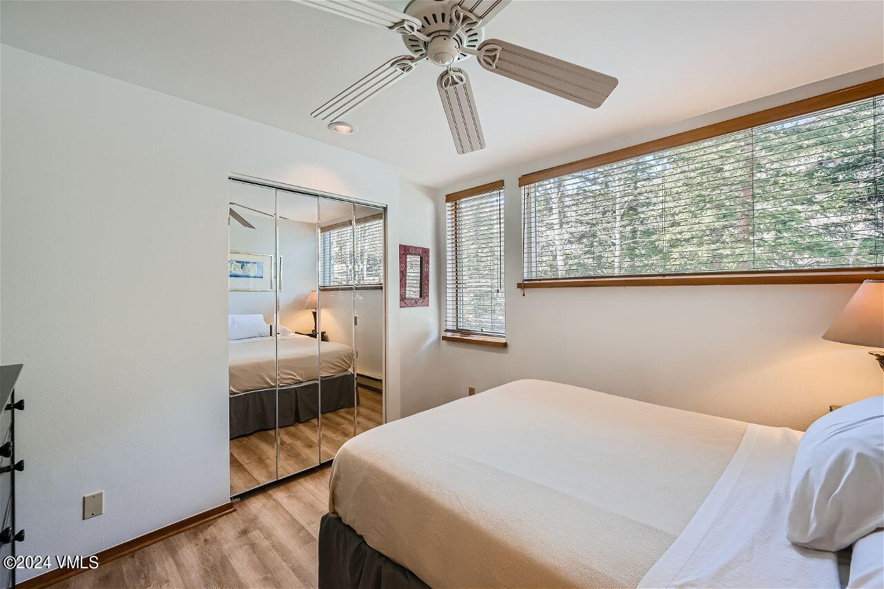 1100 N Frontage W, 1429