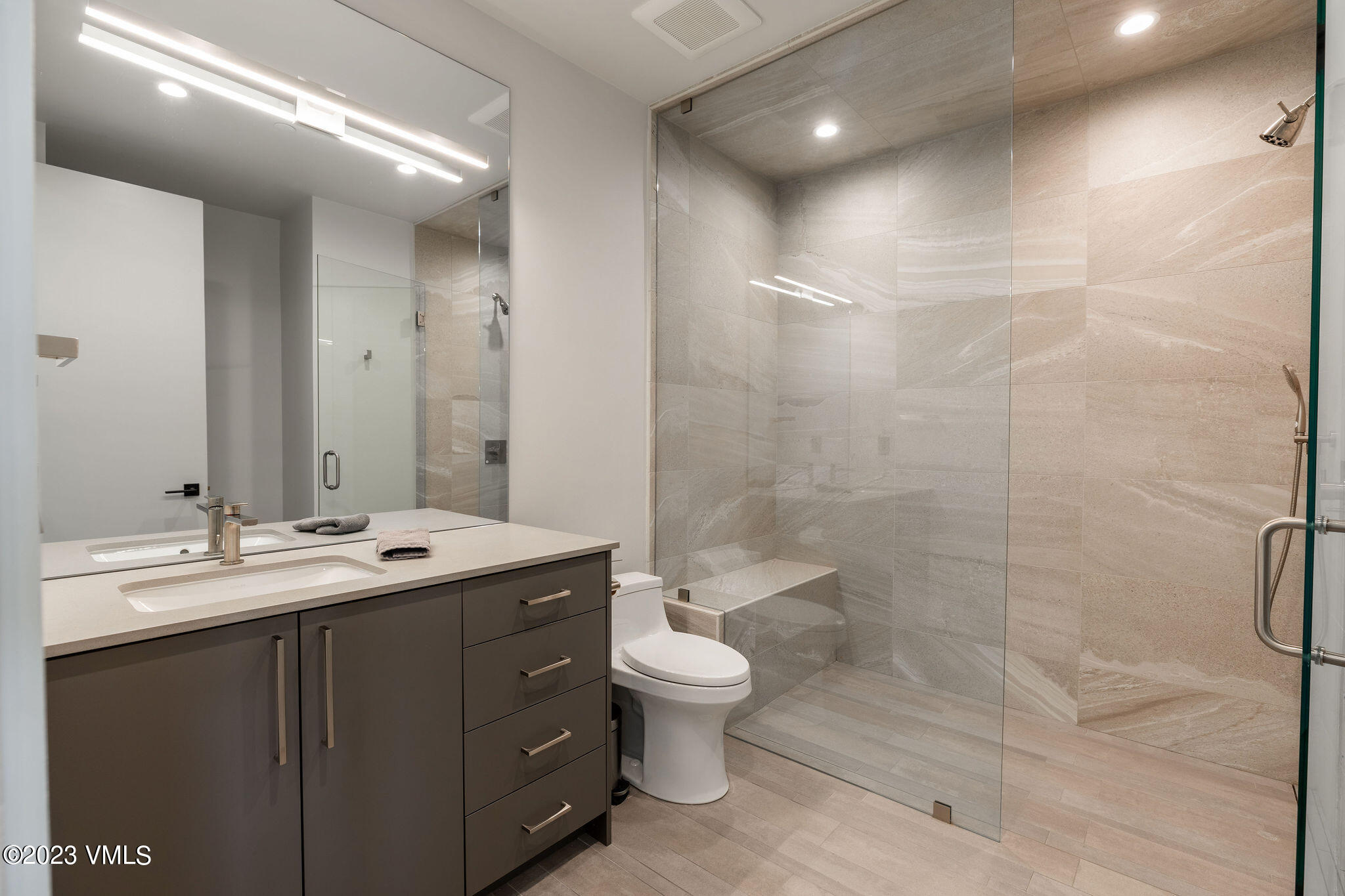 1658 E Haystacker Drive