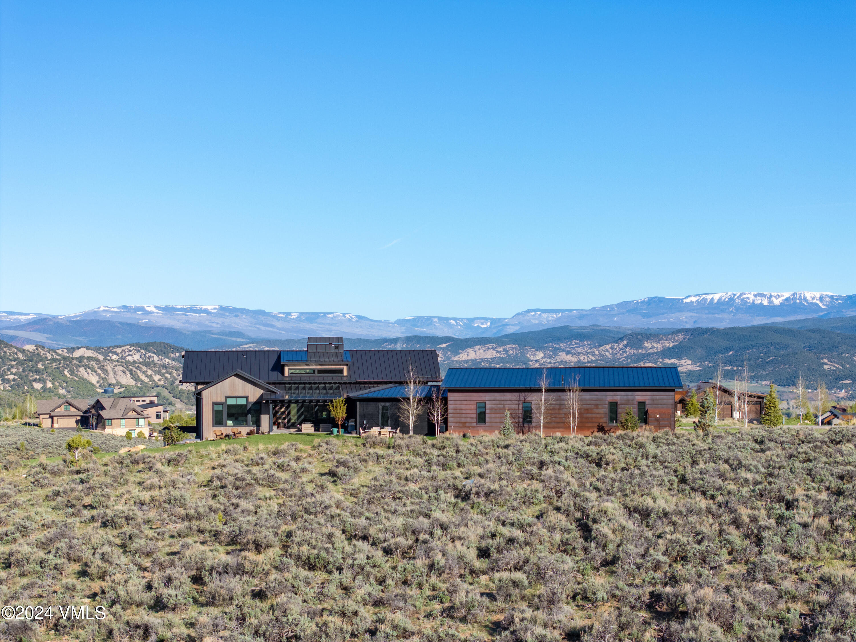 1658 E Haystacker Drive