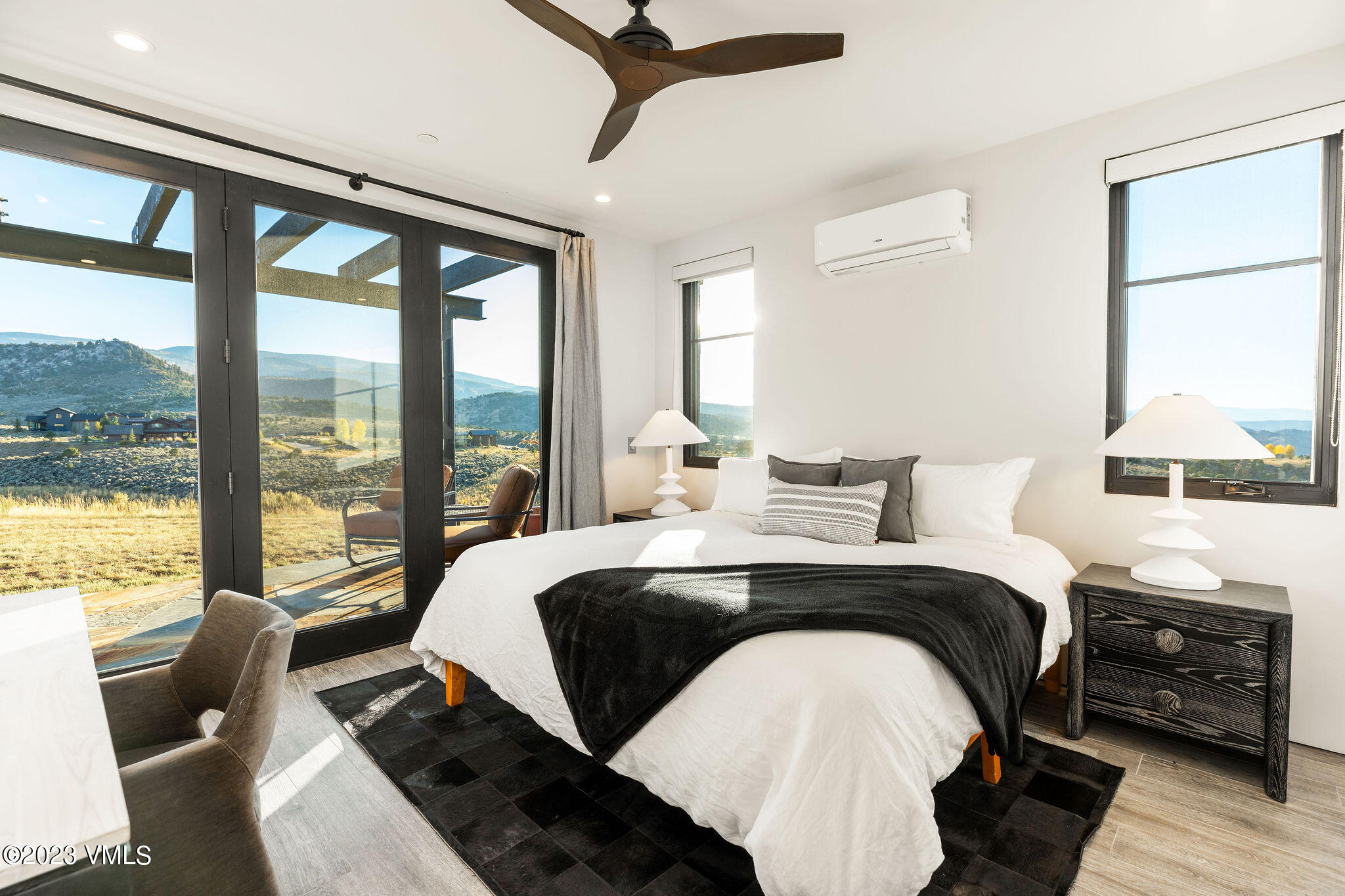 1658 E Haystacker Drive