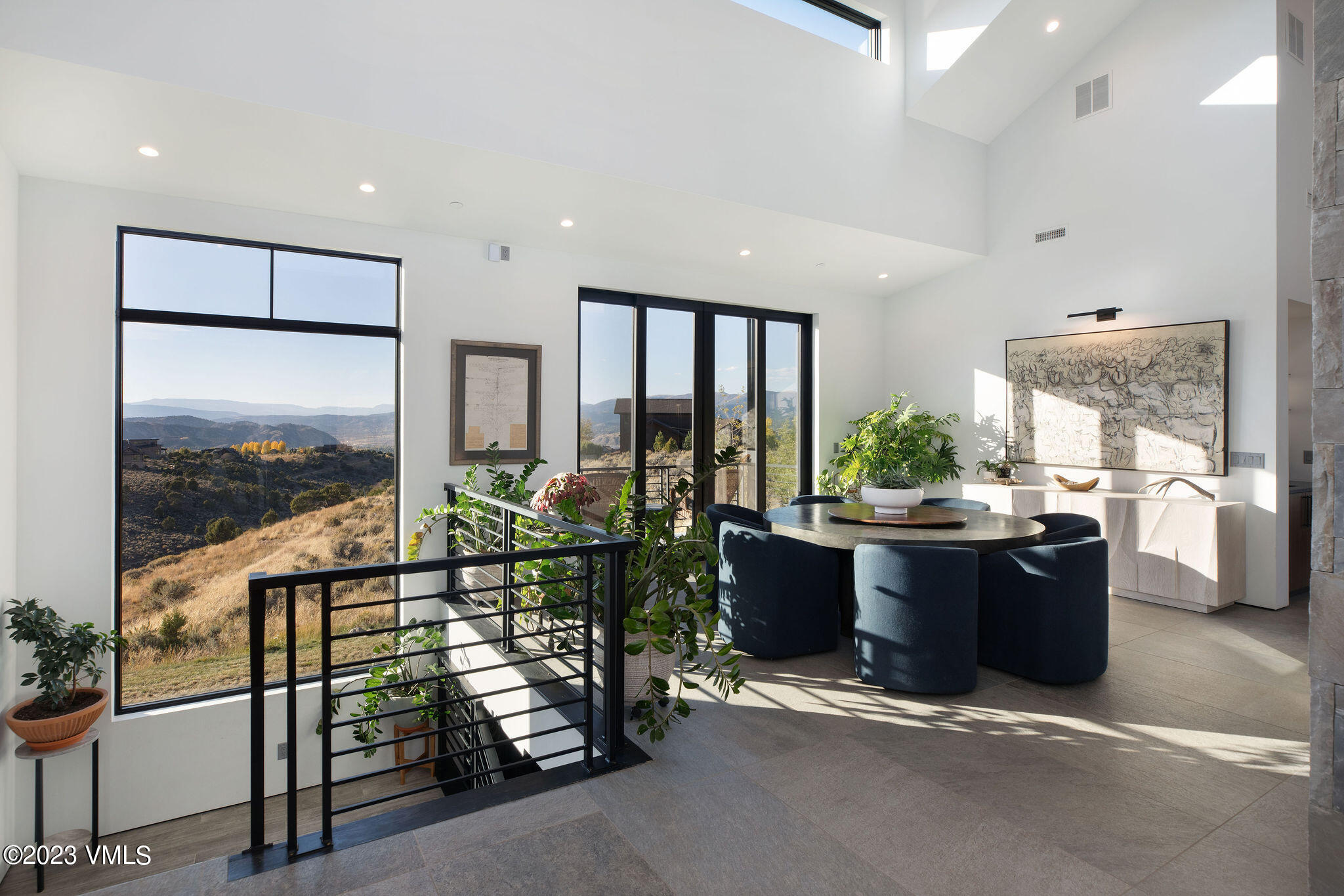 1658 E Haystacker Drive